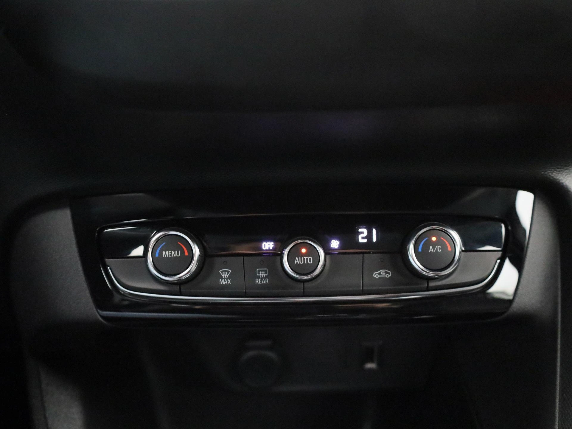Opel-Corsa-e-image-16