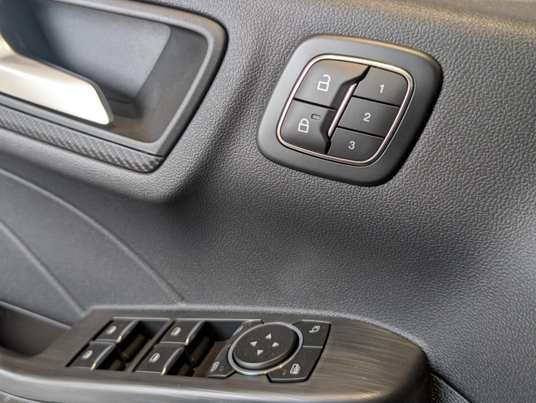 Ford-Kuga-image-29