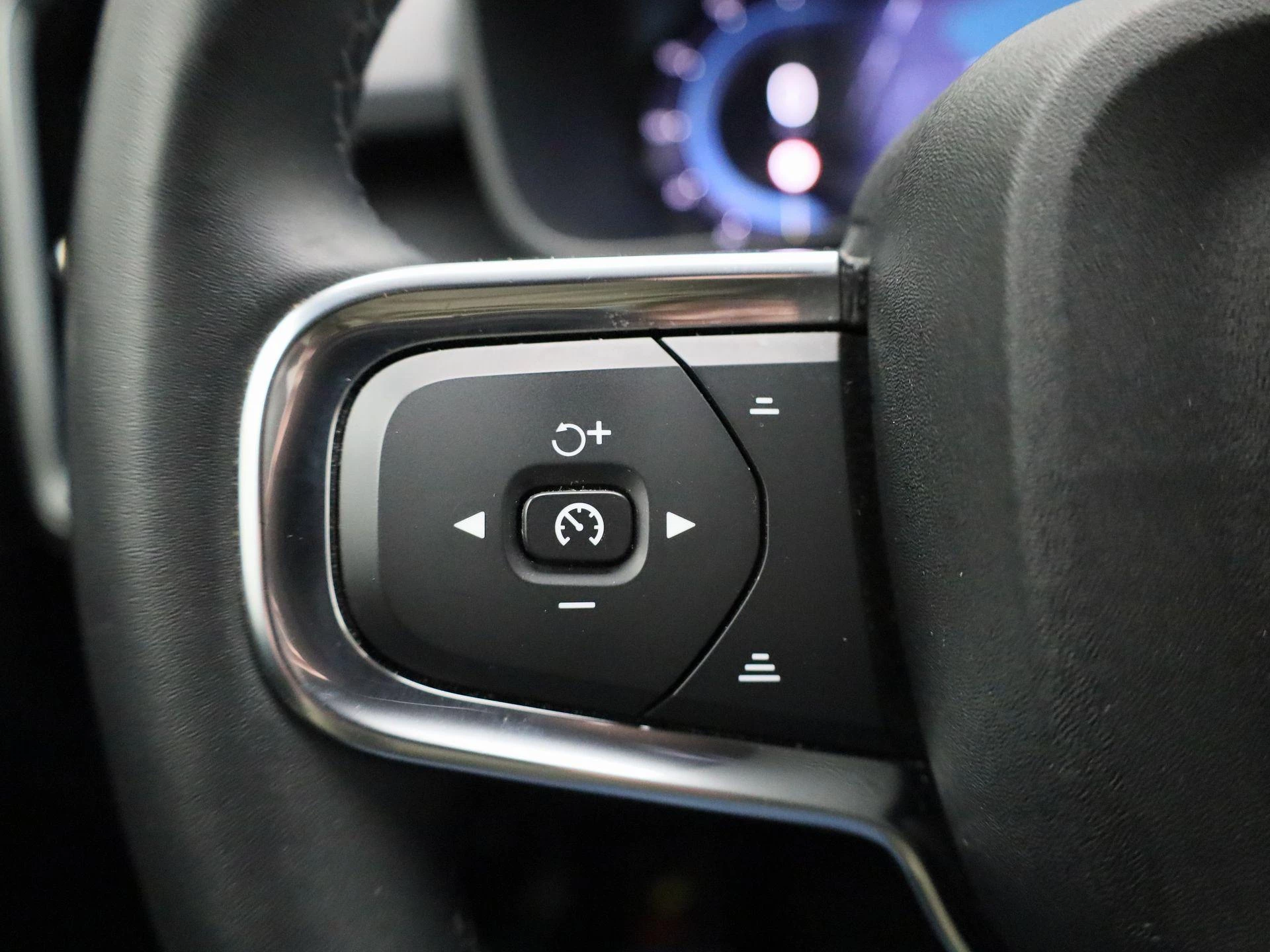 Volvo XC40 Recharge Core 70 kWh