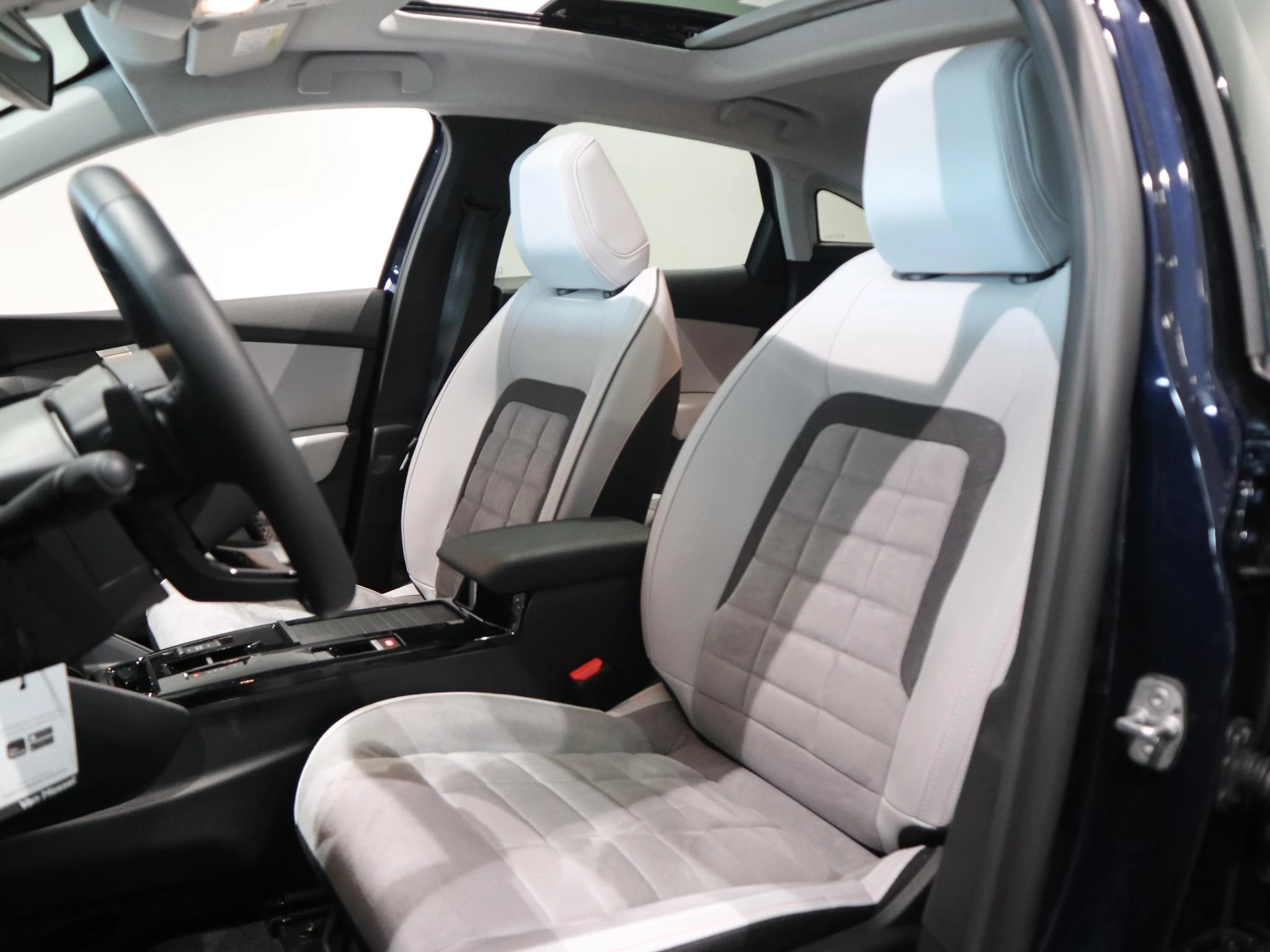 Citroën C4 Hybrid 145pk Max