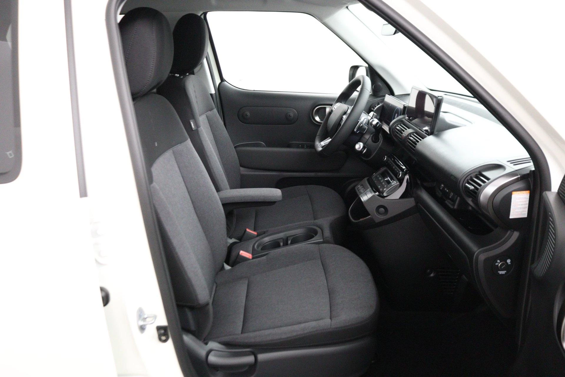 Hyundai-Inster-image-31