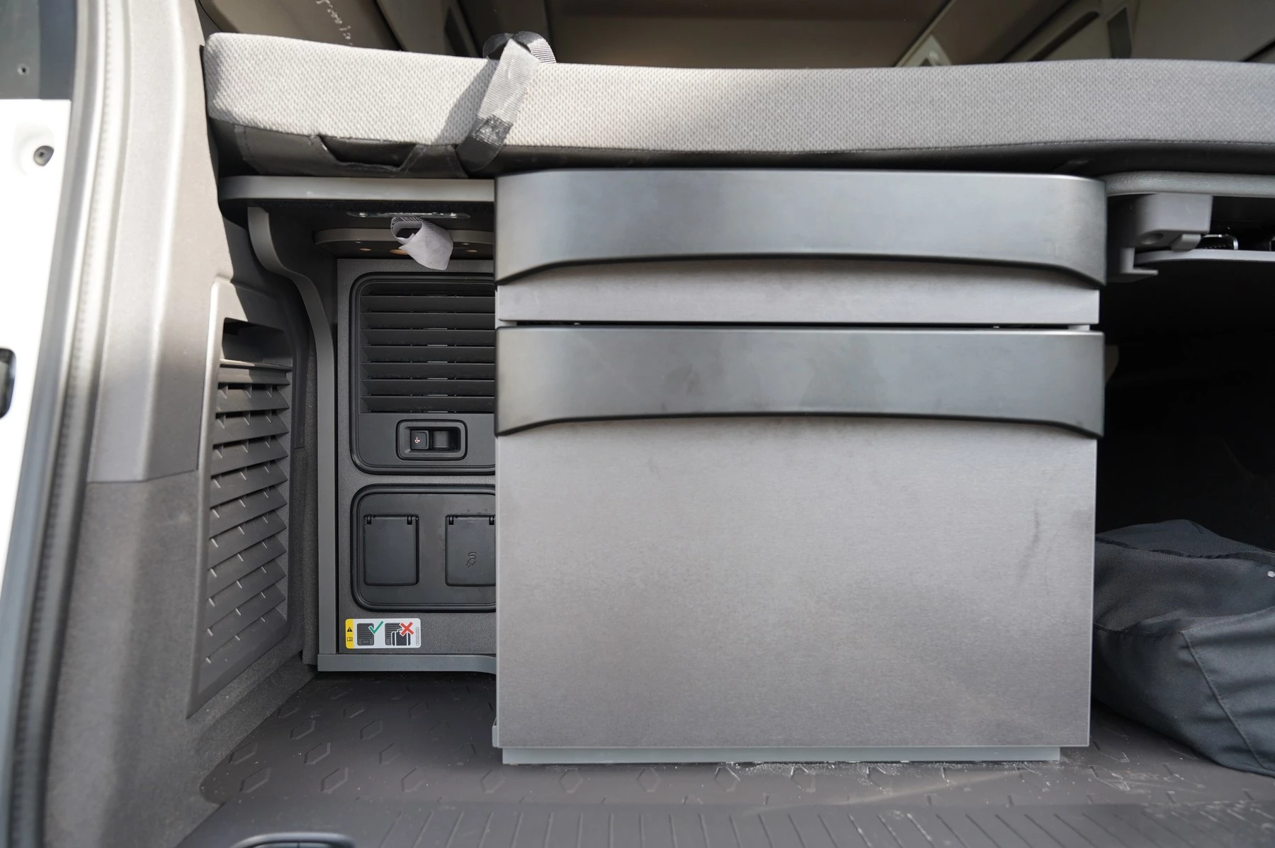 Volkswagen-California-image-27