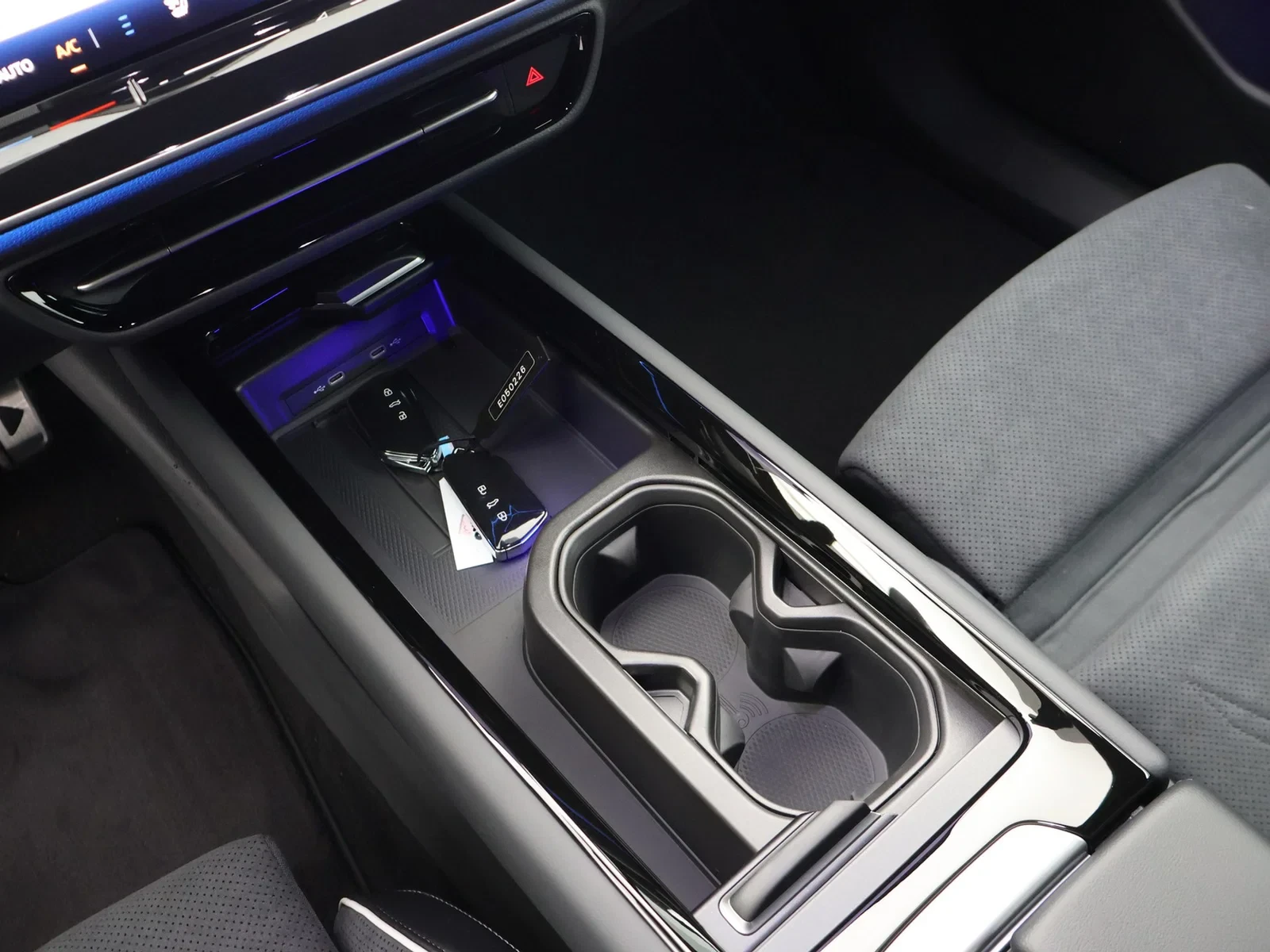 Volkswagen ID.7 Tourer Pro Business Premium 77 kWh 286 pk *TREKHAAK* DEMO