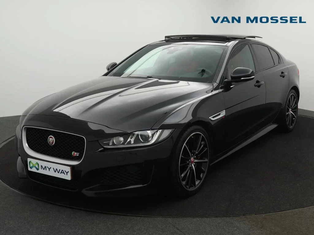 Jaguar-XE-image-0