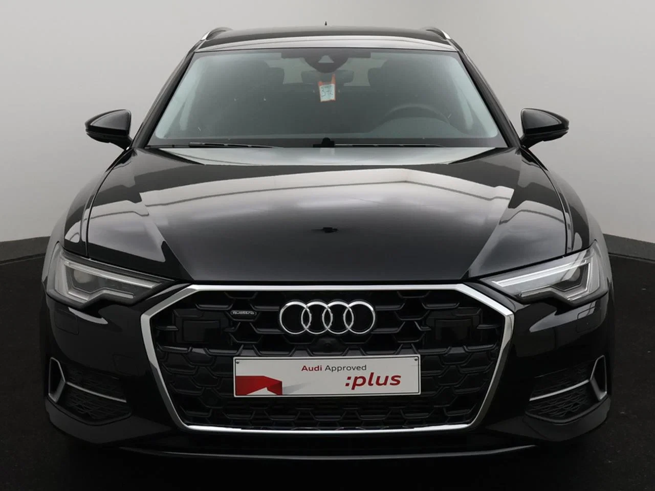 Audi A6 Avant PHEV A6 Avant PHEV 50TFSIe *AUTOMAAT*TREKHAAK*LEDER*CAMERA*ACC*VIRTUAL COCKPIT*PDC*SFEERVERLICHTING*AIRCO*...*
