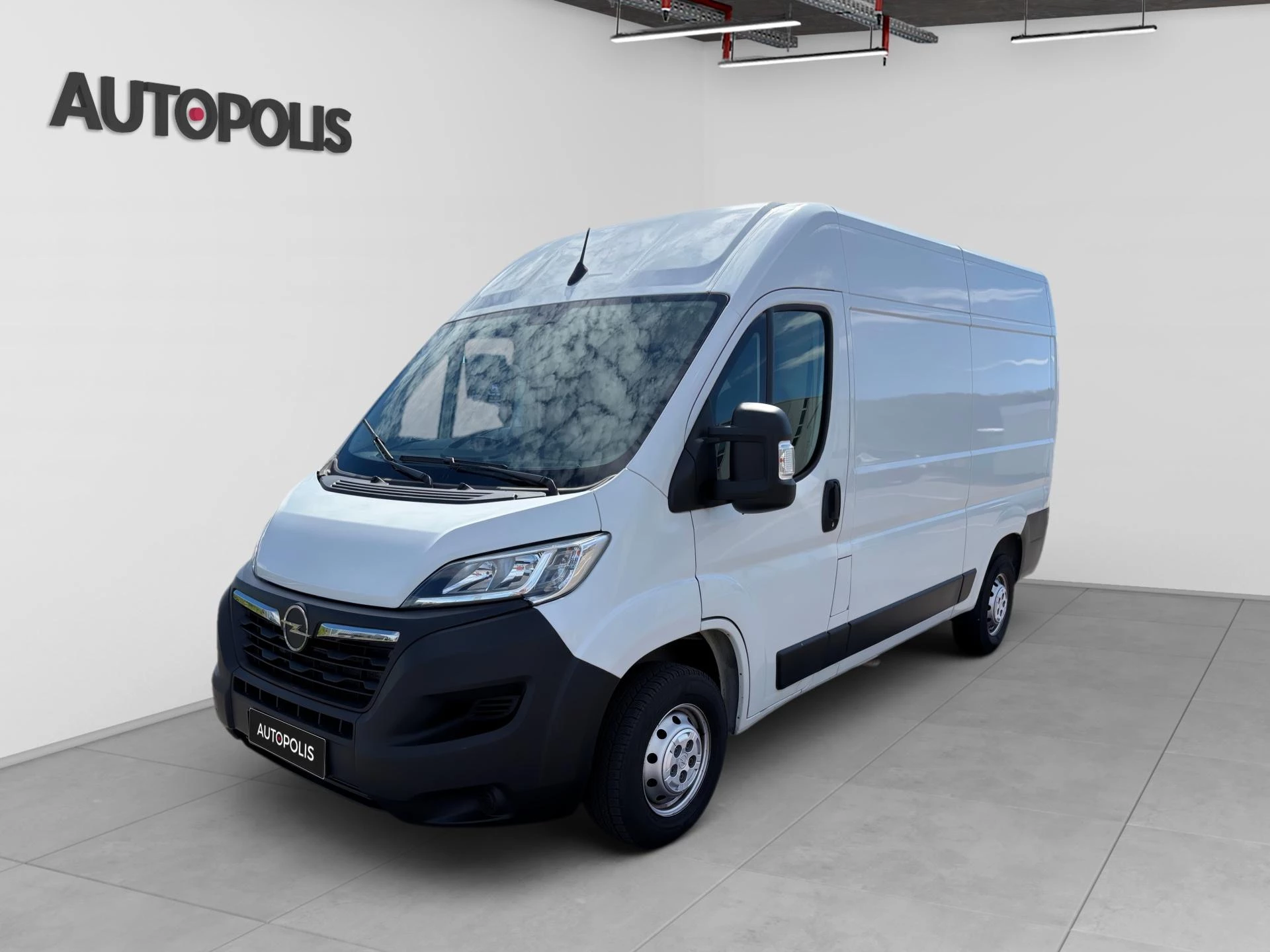 Opel-Movano-image-0