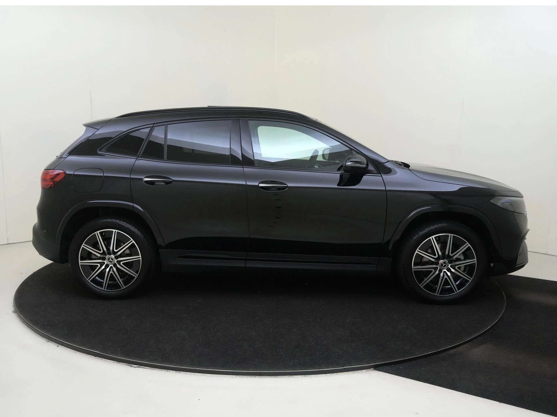 Mercedes-Benz EQA 250+ Business Solution AMG 71 kWh