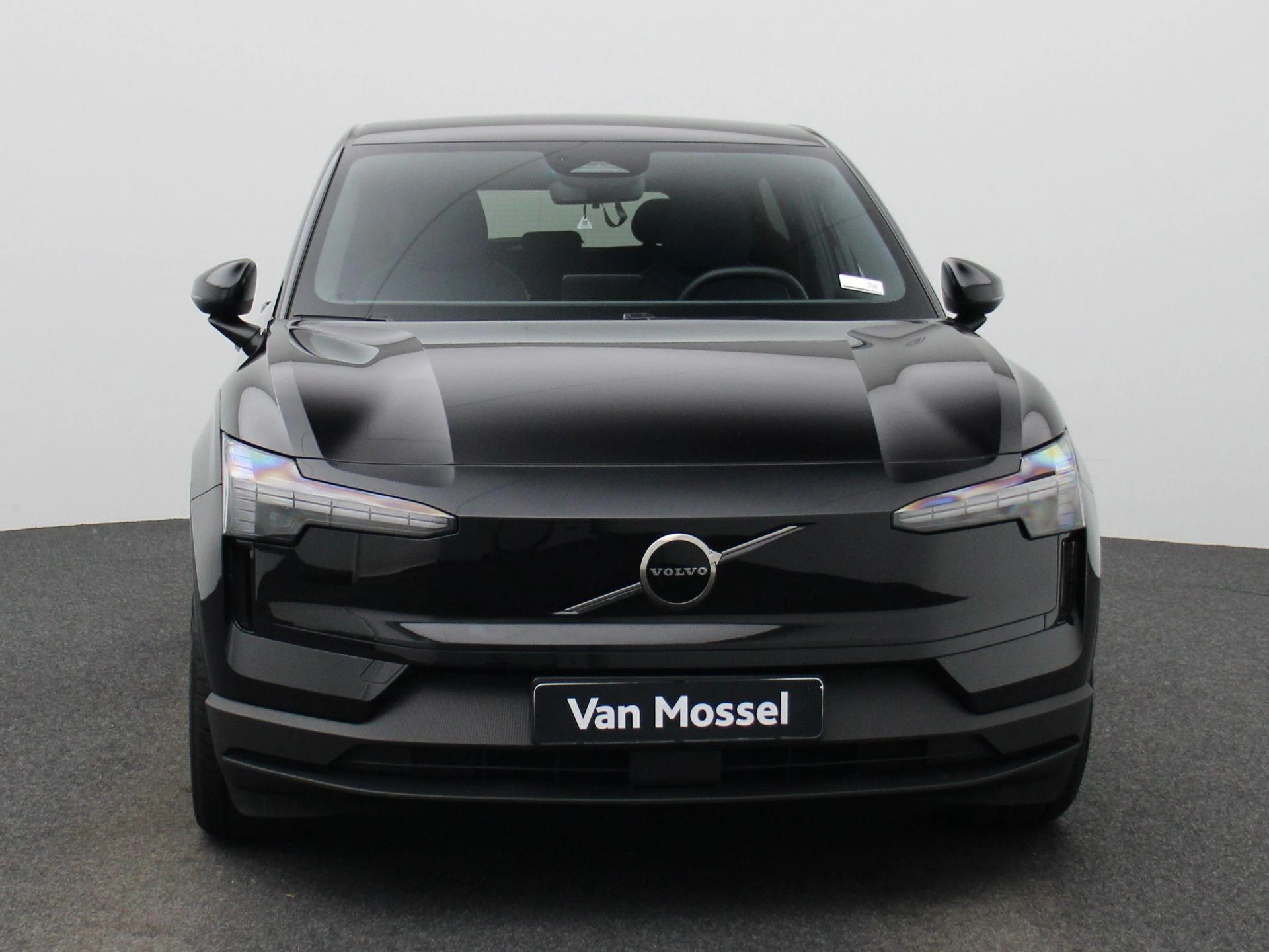 Volvo-EX30-image-3