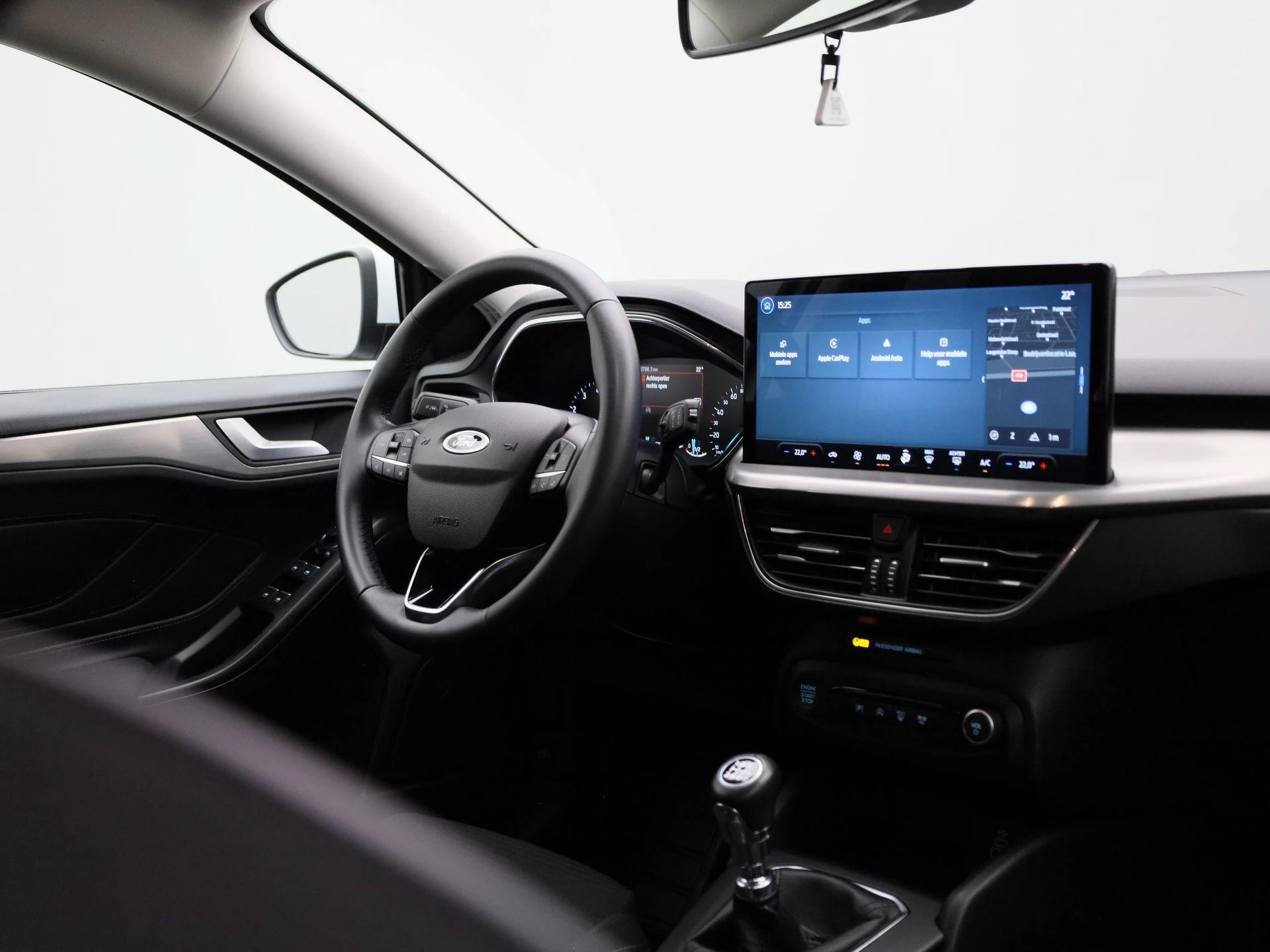 Ford Focus 1.0 EcoBoost Hybrid Titanium