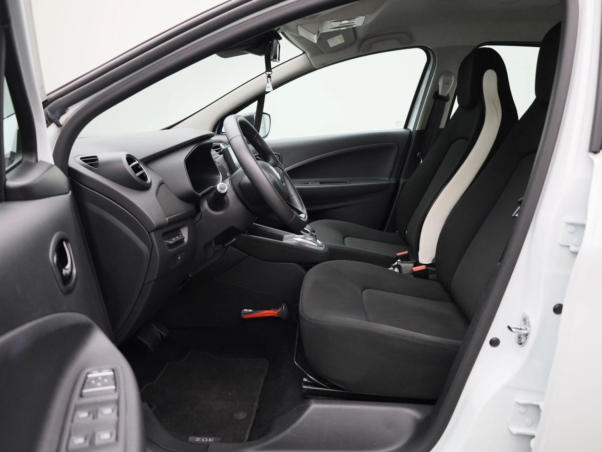 Renault-ZOE-image-10