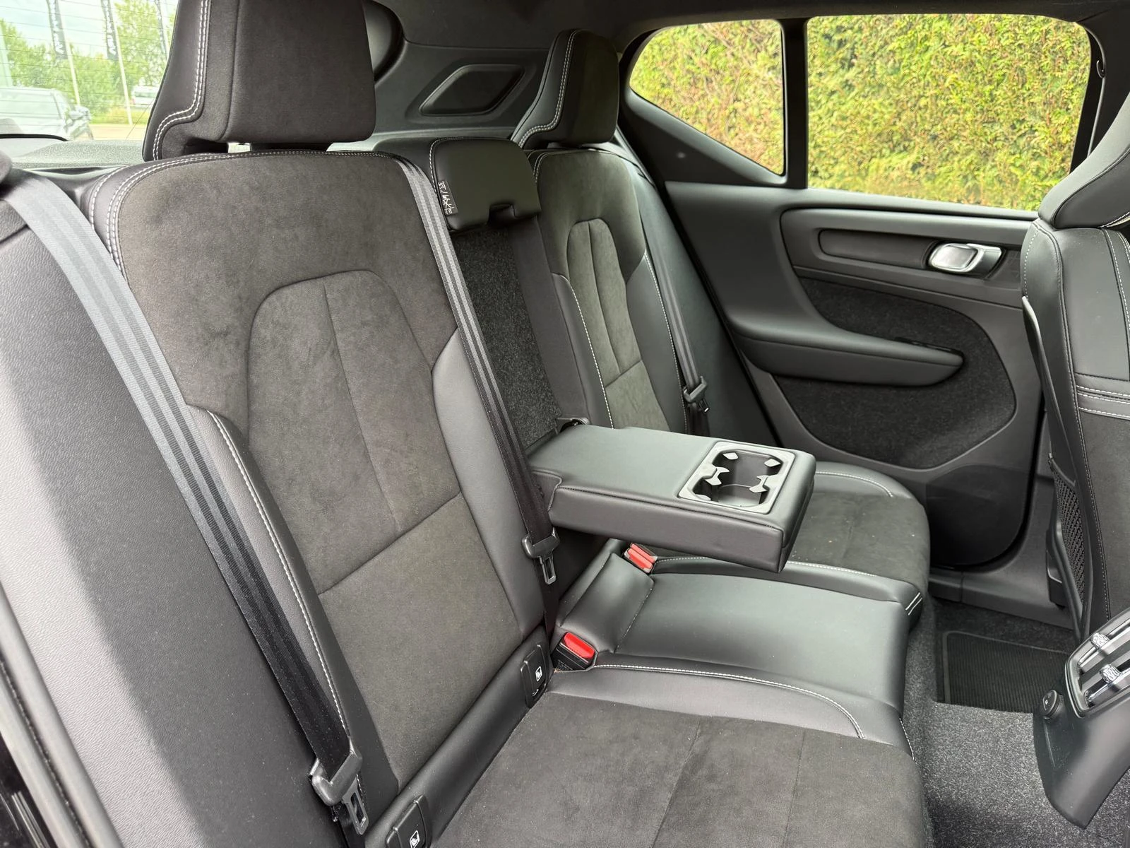 Volvo-XC40-image-16