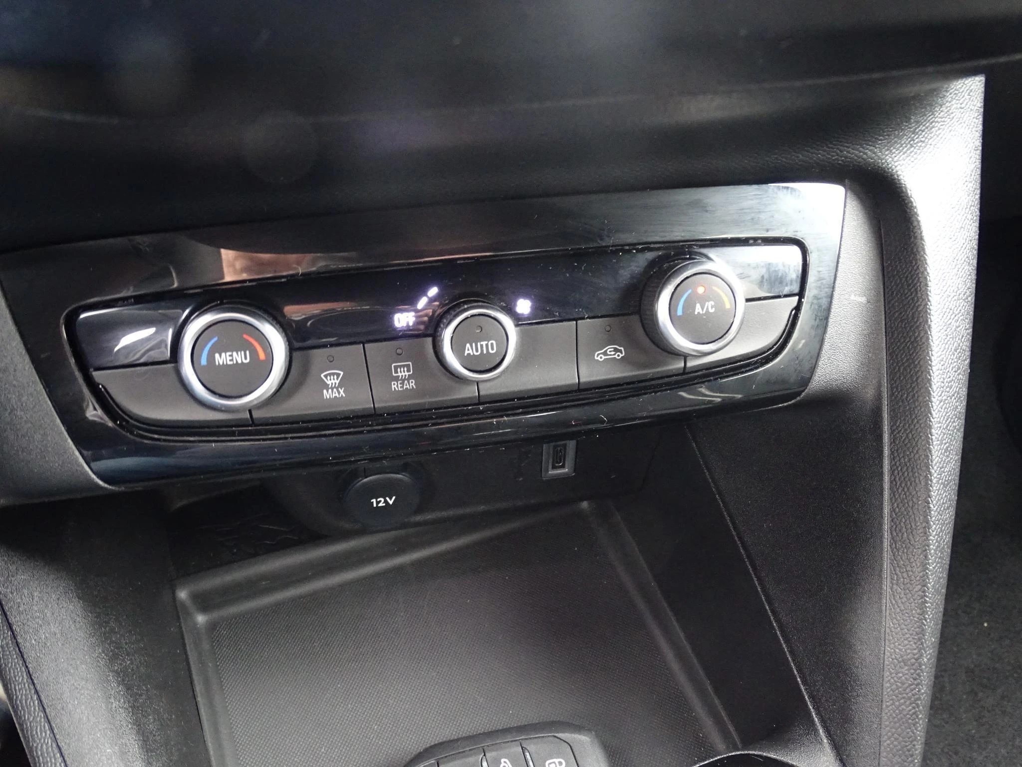 Opel-Corsa-image-19