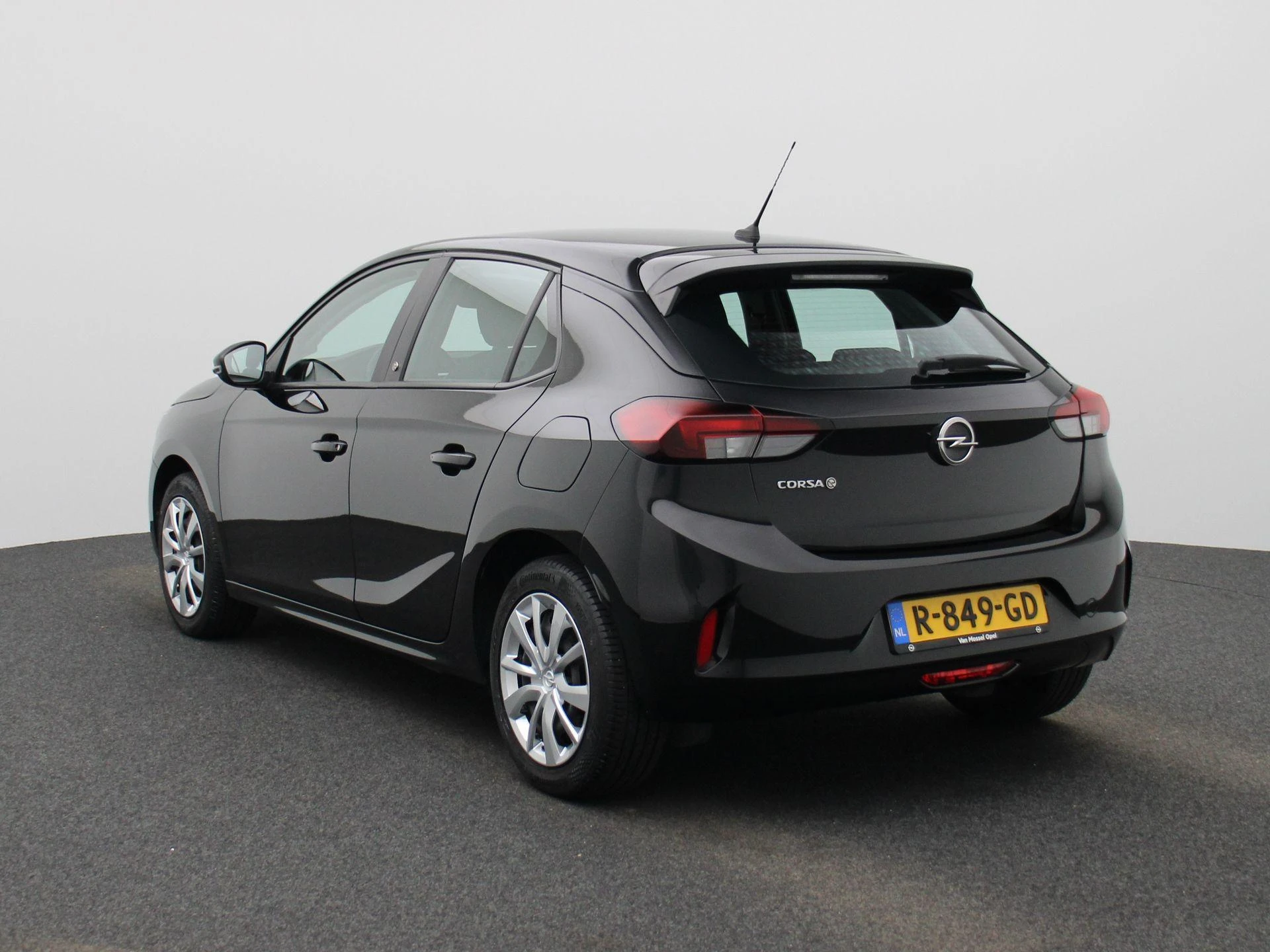 Opel-Corsa-e-image-1