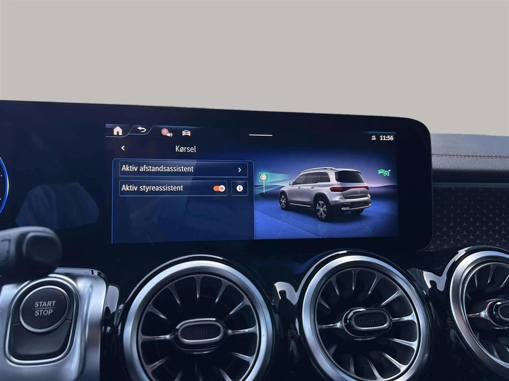 Mercedes-Benz-EQB-image-16