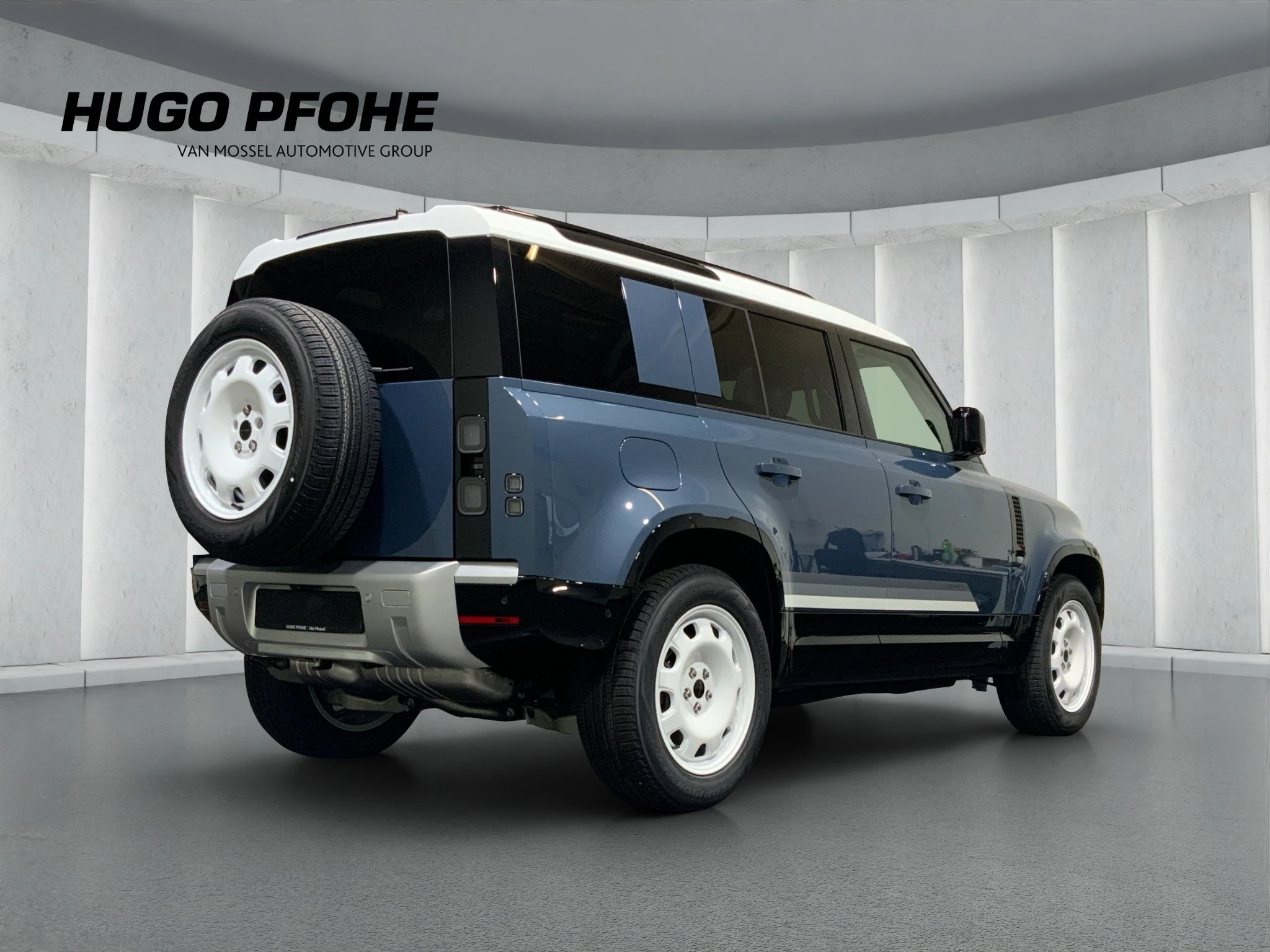 Land Rover-Defender-image-1