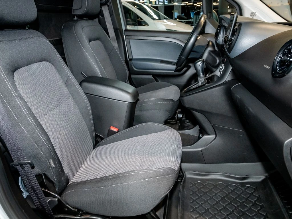 Mercedes-Benz-Citan 112-image-11