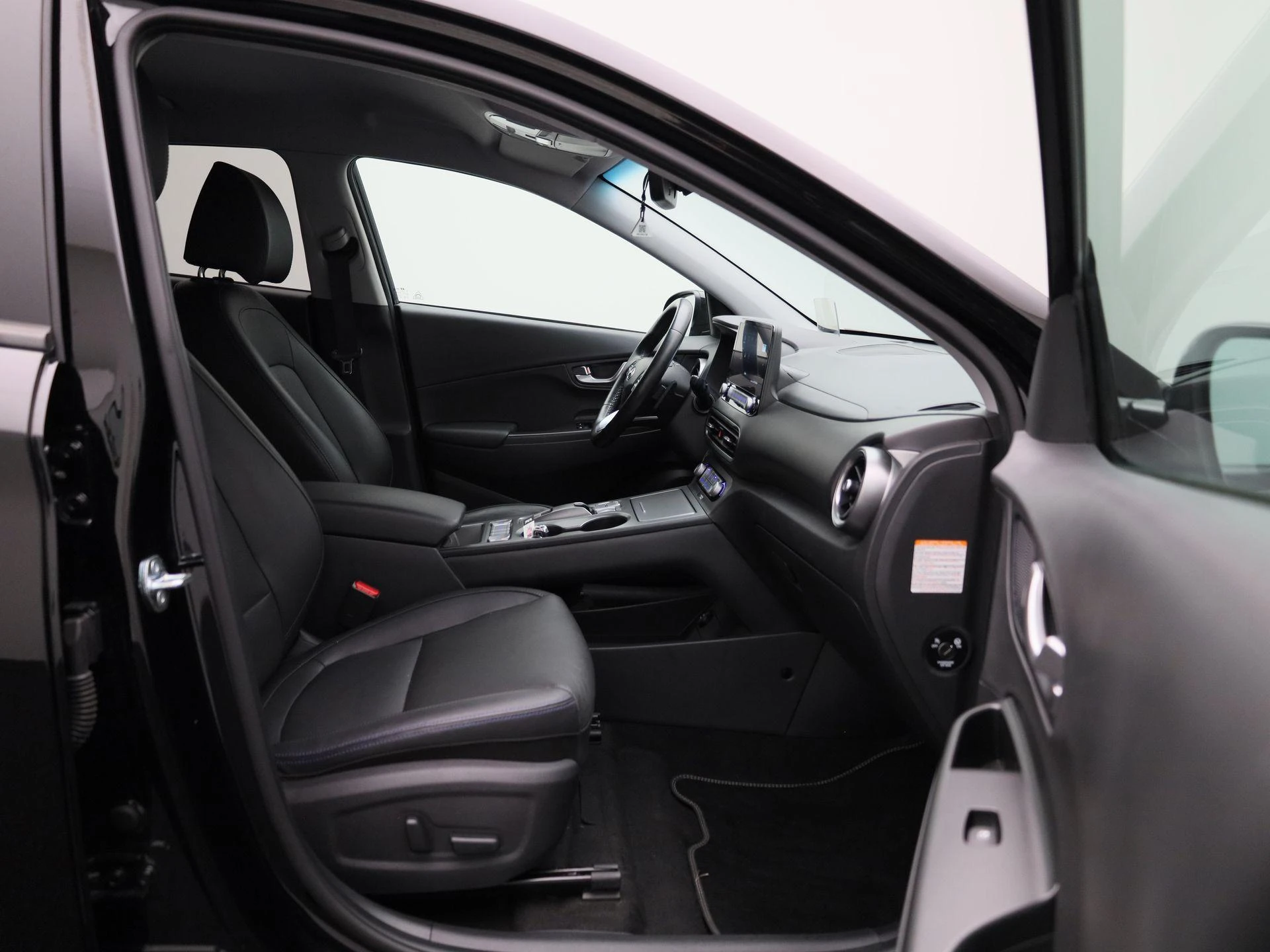 Hyundai-Kona-image-36