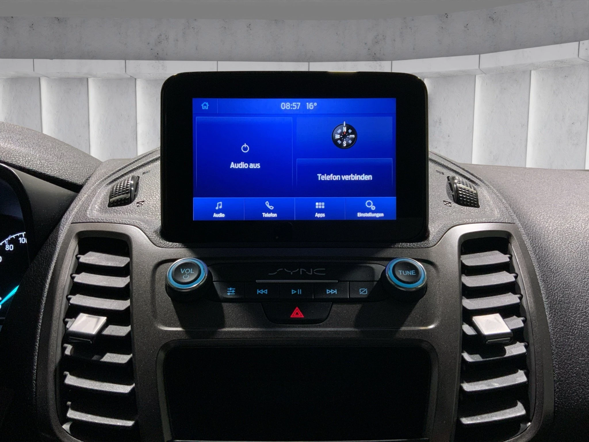 Ford-Transit Connect-image-13