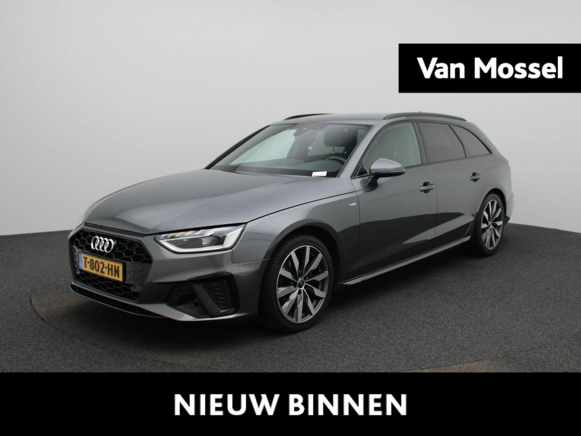 Audi-A4-image-0