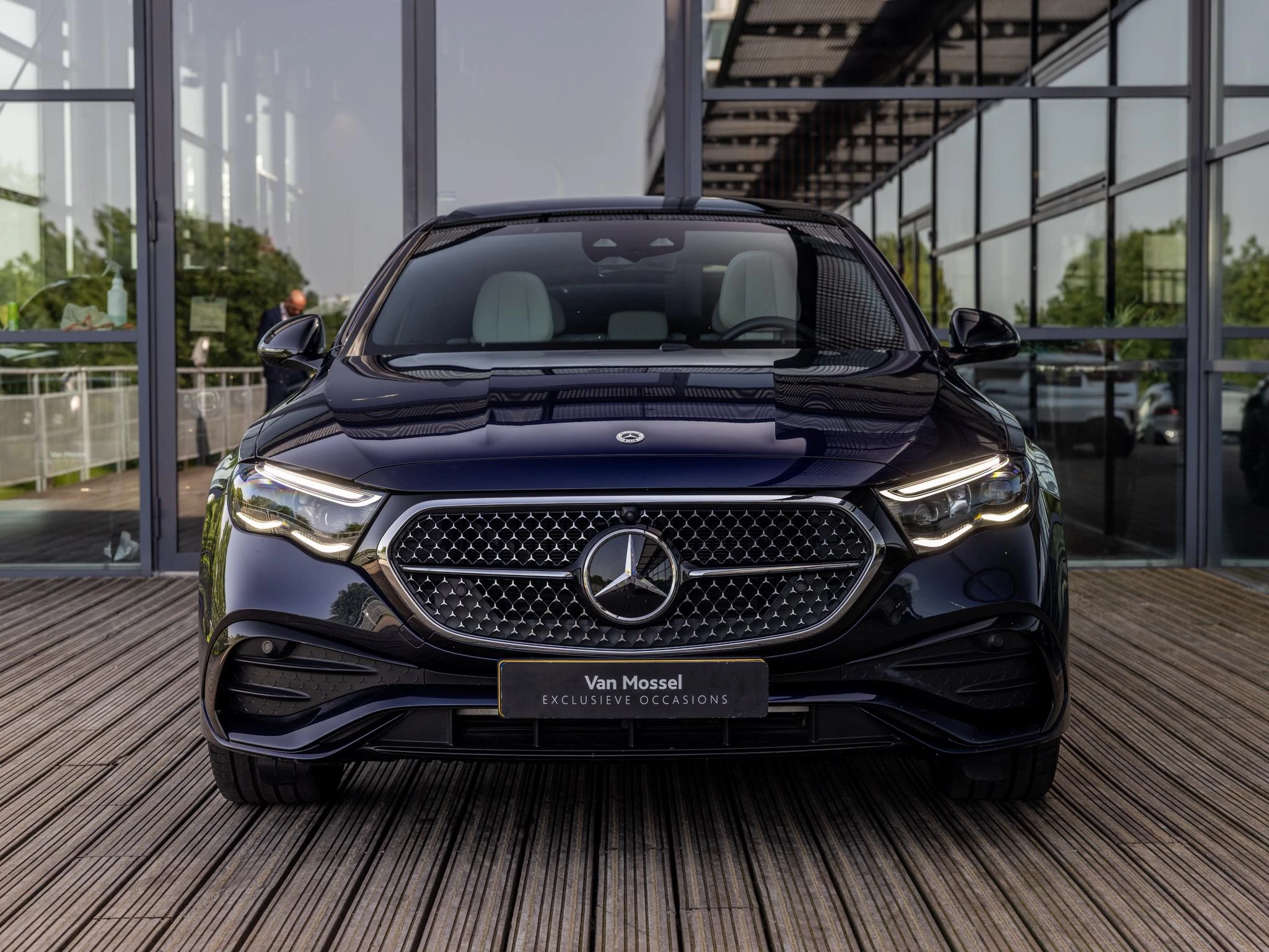 Mercedes-Benz E-Klasse 300 e AMG Line