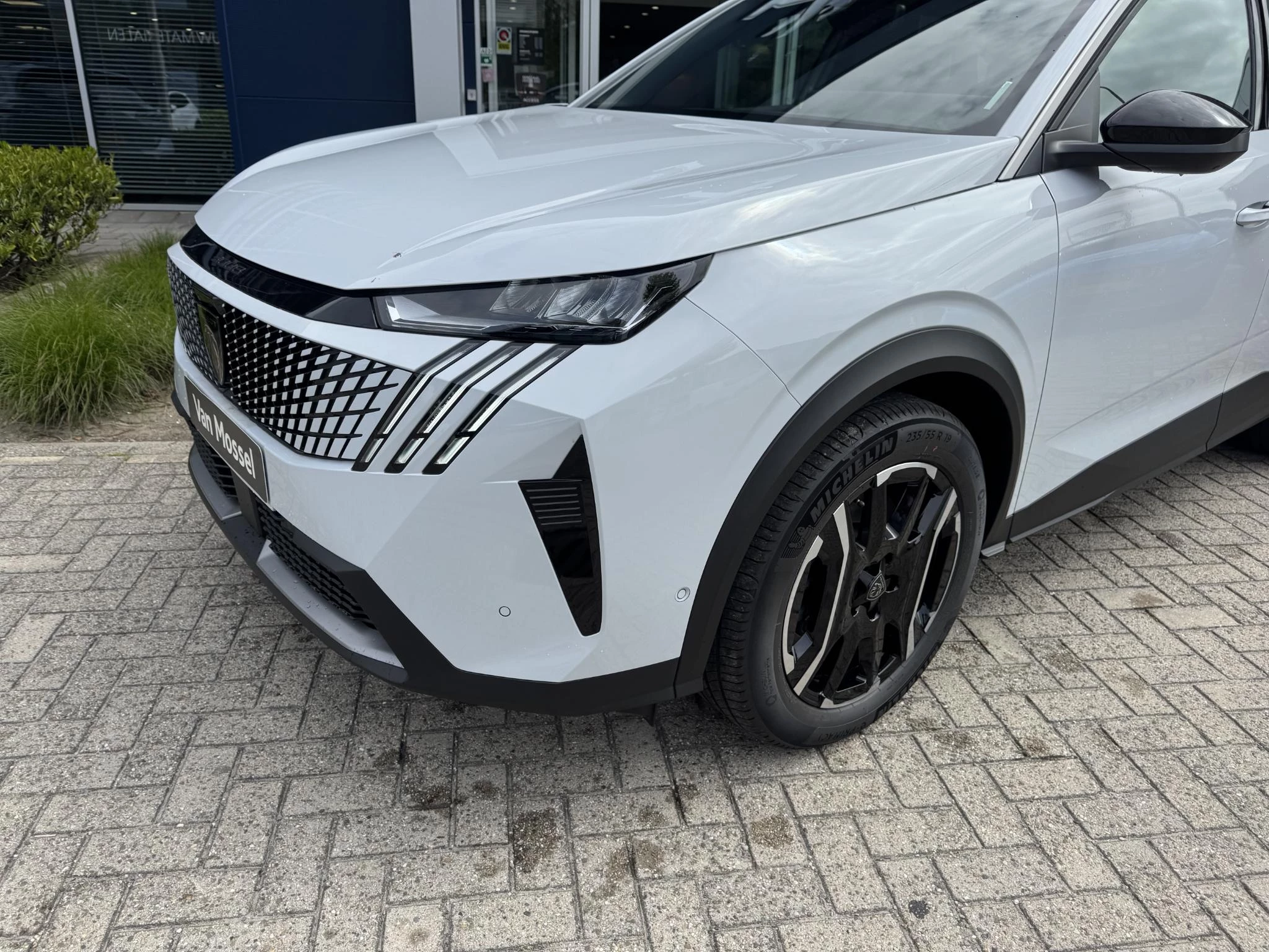 Peugeot e-3008 Allure Avantage 210 73 kWh