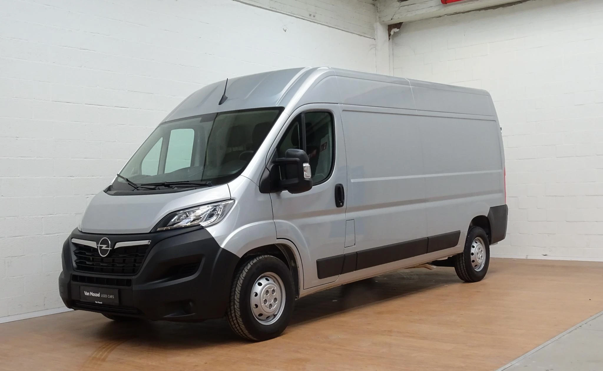 Opel-Movano-image-2