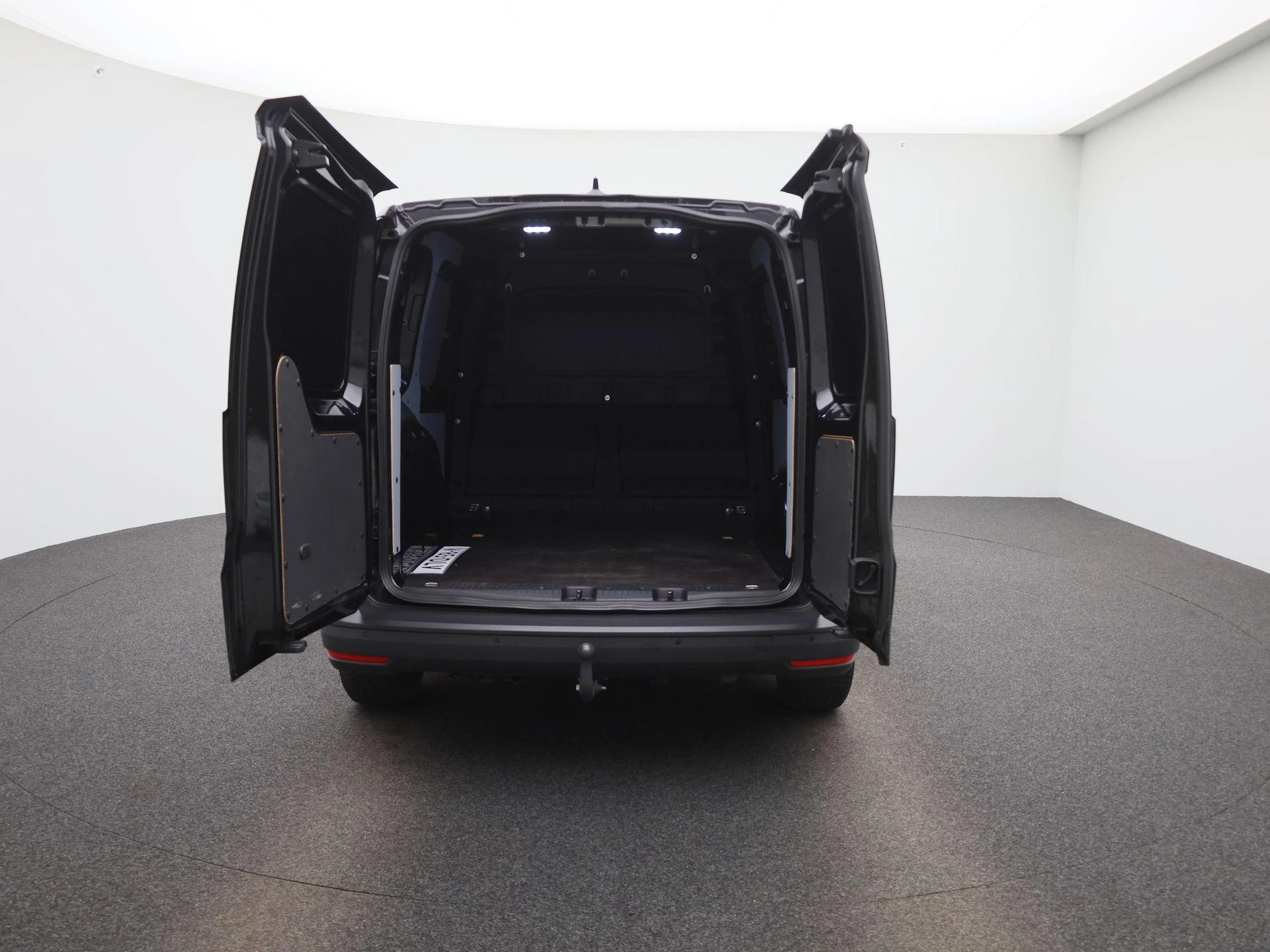 Volkswagen-Caddy-image-7