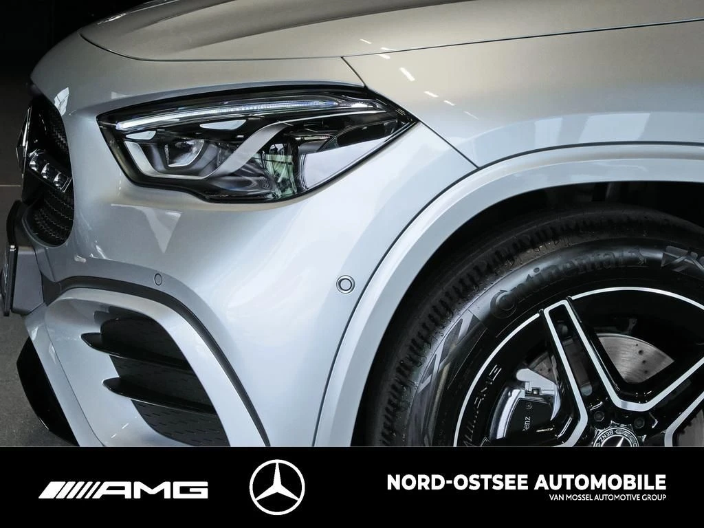 Mercedes-Benz GLA 200 AMG NIGHT PANO AHK 360° SOUND DISTRONIC AMG Line