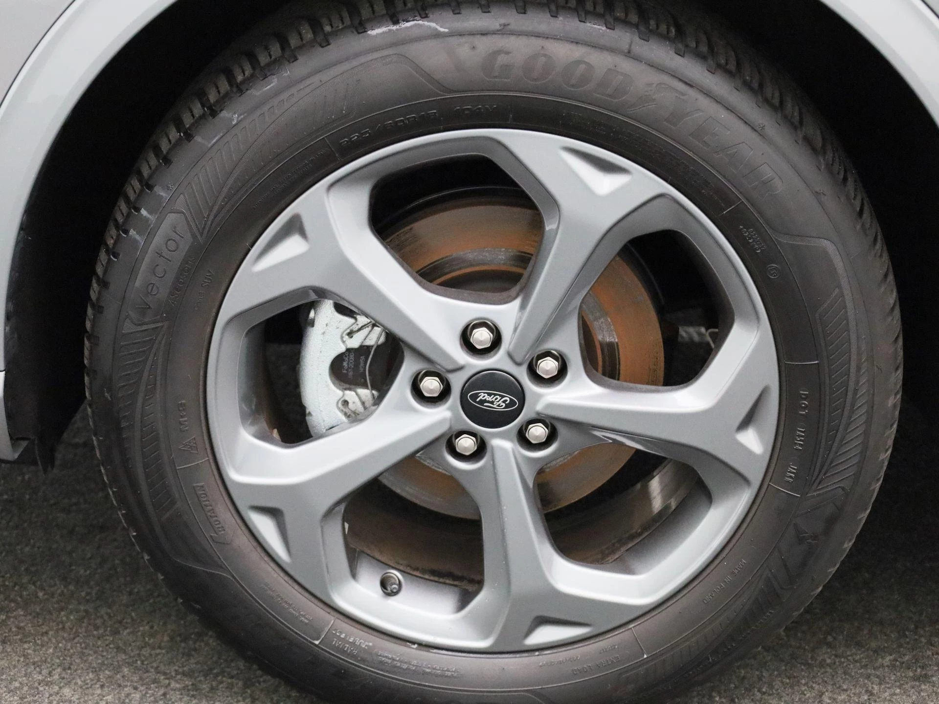 Ford-Kuga-image-13