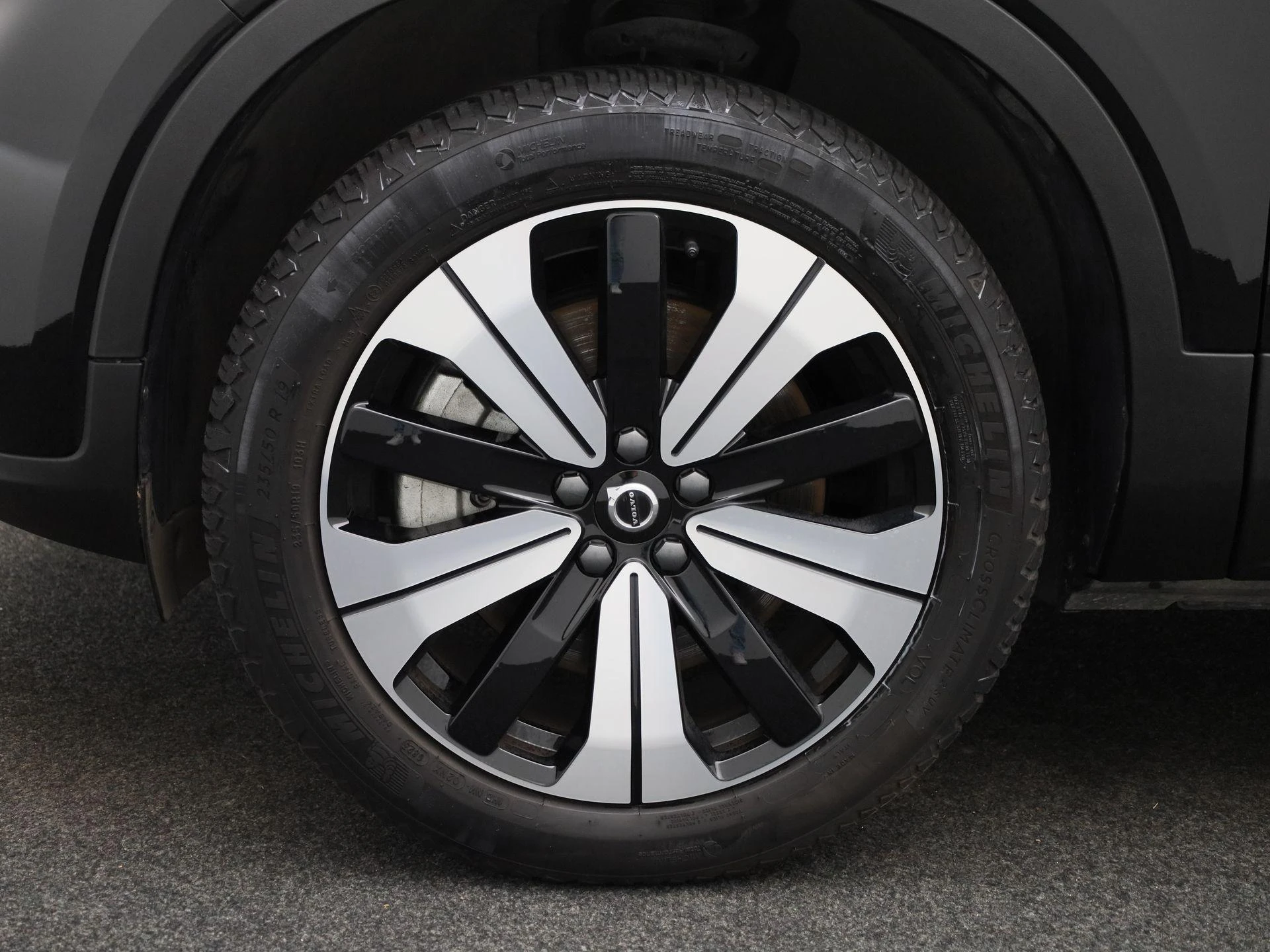 Volvo-XC40-image-12