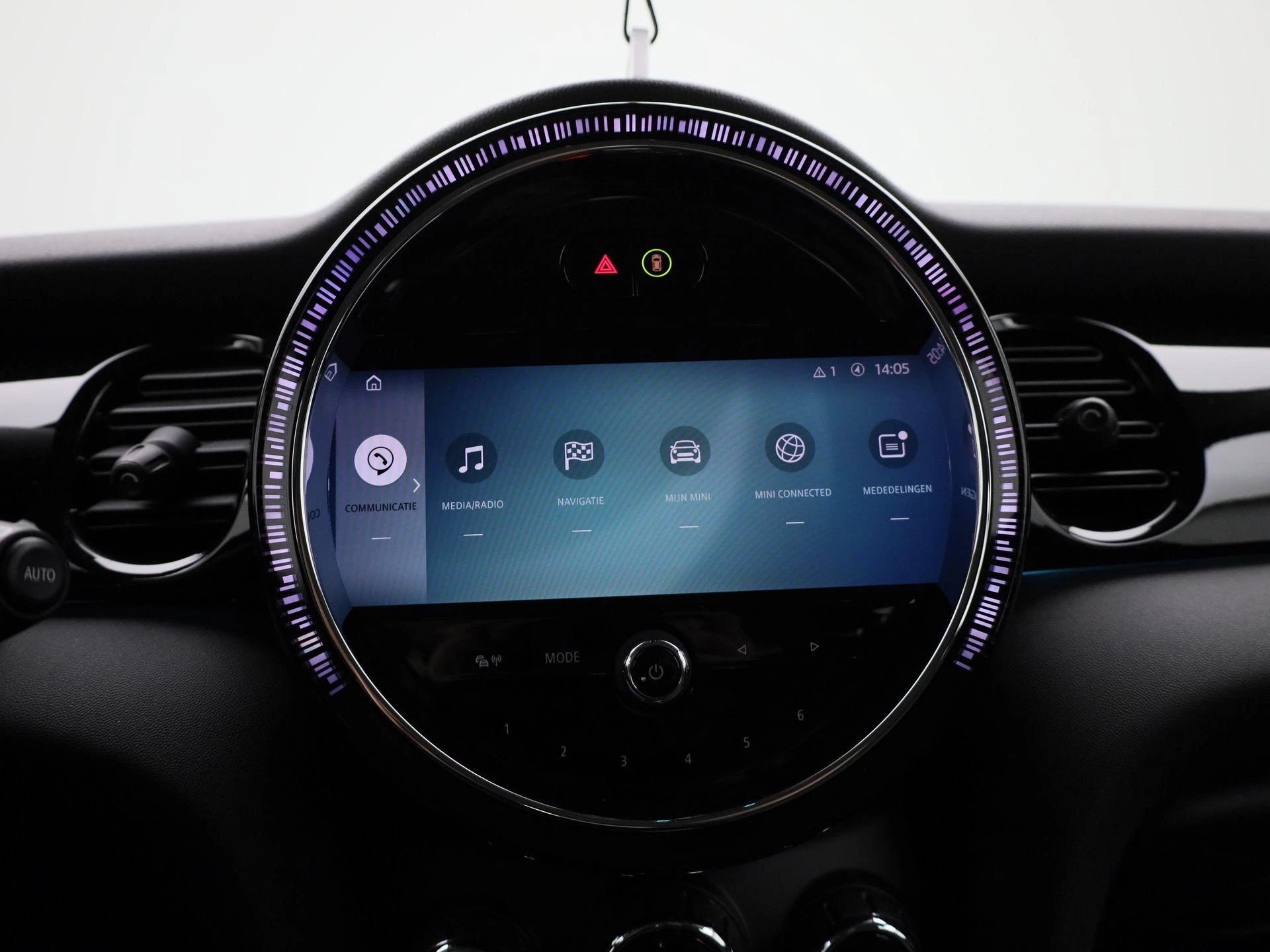 MINI Cooper Mini 5 door (100 kW)