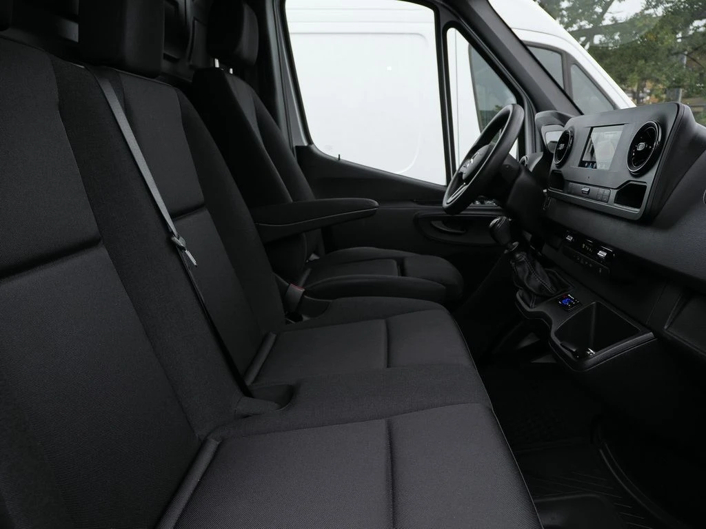 Mercedes-Benz-Sprinter 315-image-11