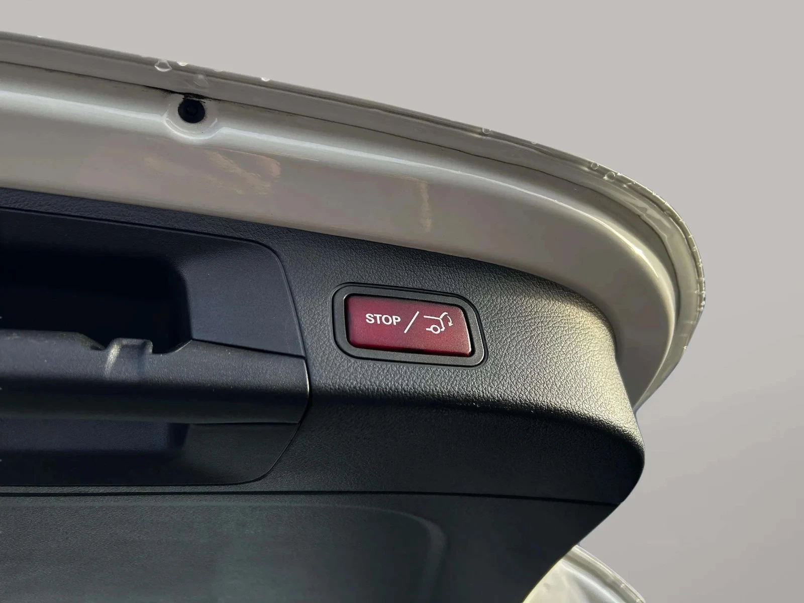 Mercedes-Benz-EQA-image-22