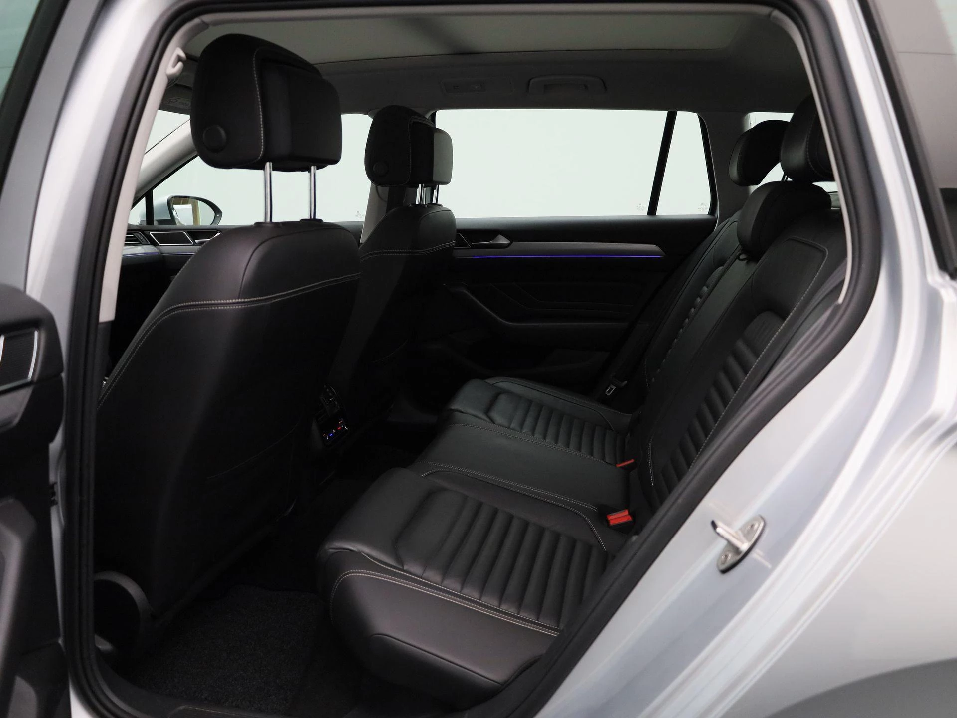 Volkswagen Passat Variant 2.0 TDI 90kW DSG Style Adapt. Cruise | Schuif-dak