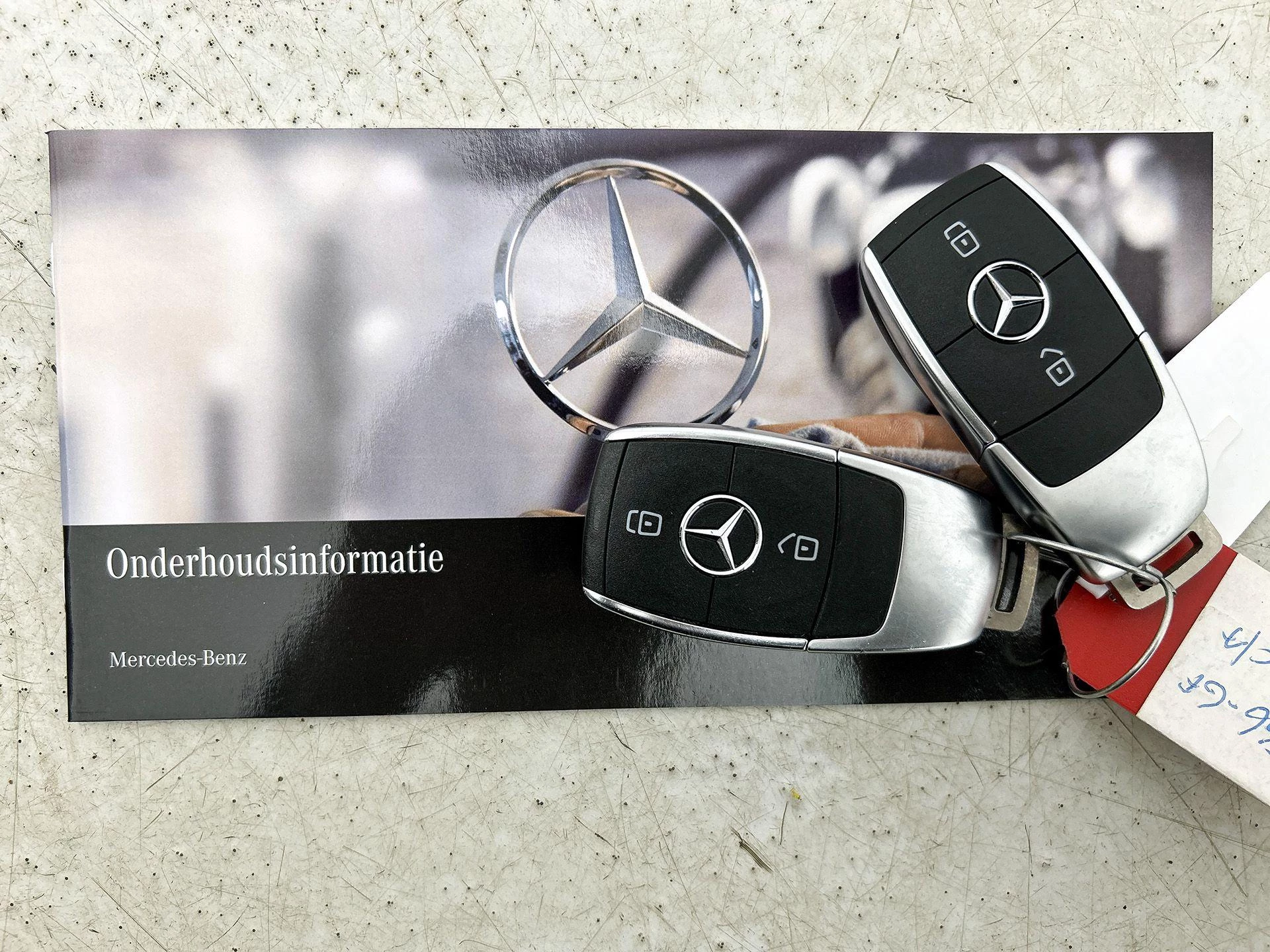 Mercedes-Benz-CLA-image-41