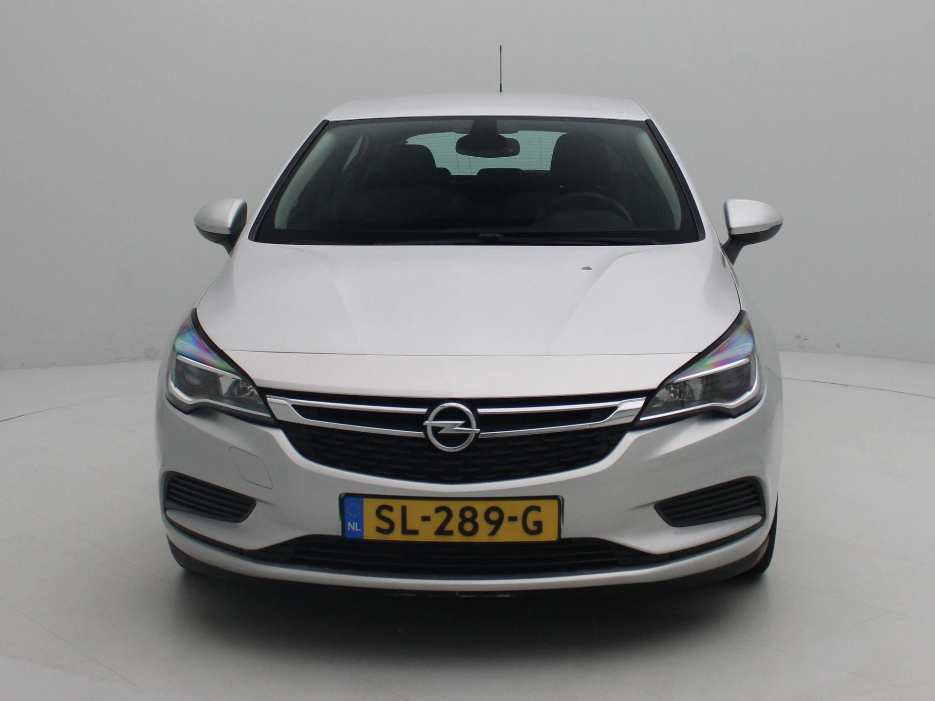 Opel-Astra-image-2