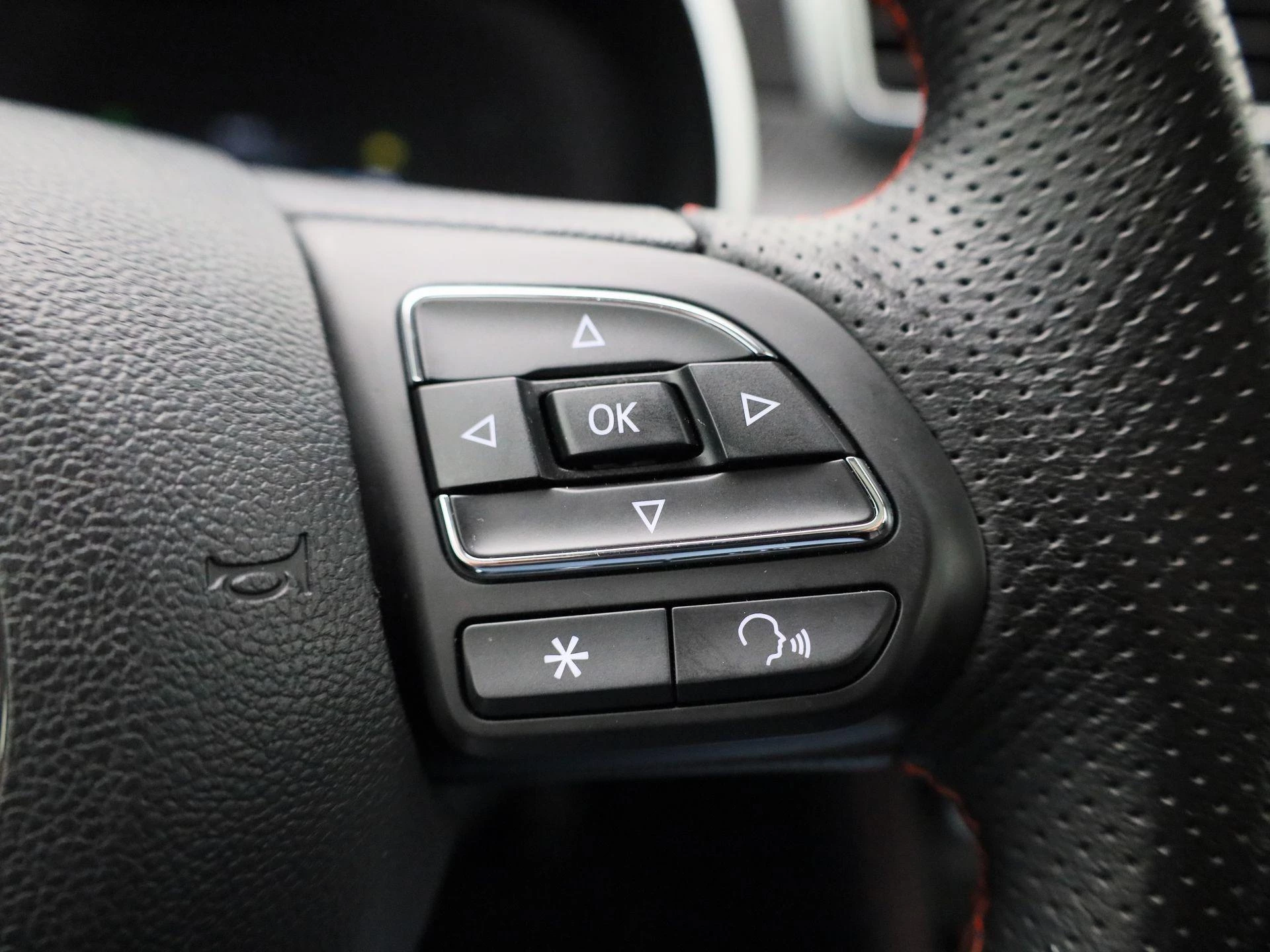 MG-ZS EV-image-16