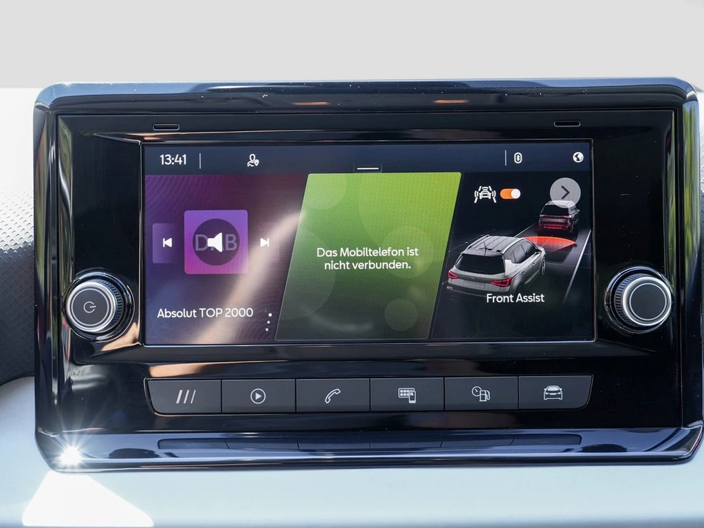 SEAT-Arona-image-12
