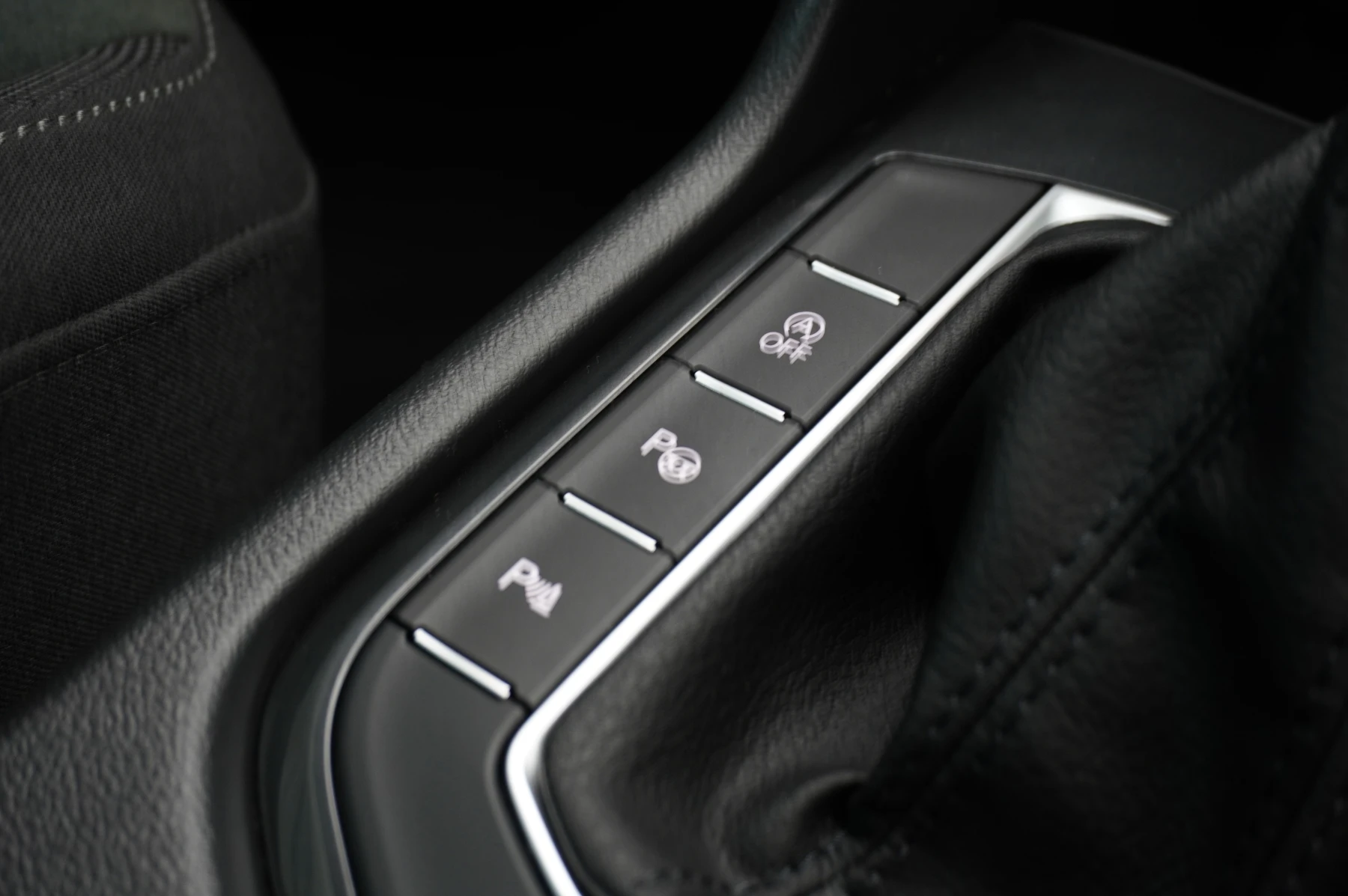 Volkswagen-Tiguan-image-32