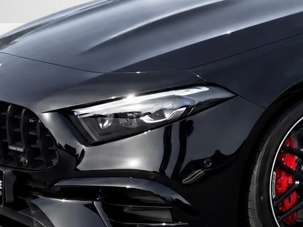 Mercedes-AMG-A-Klasse 45-image-3