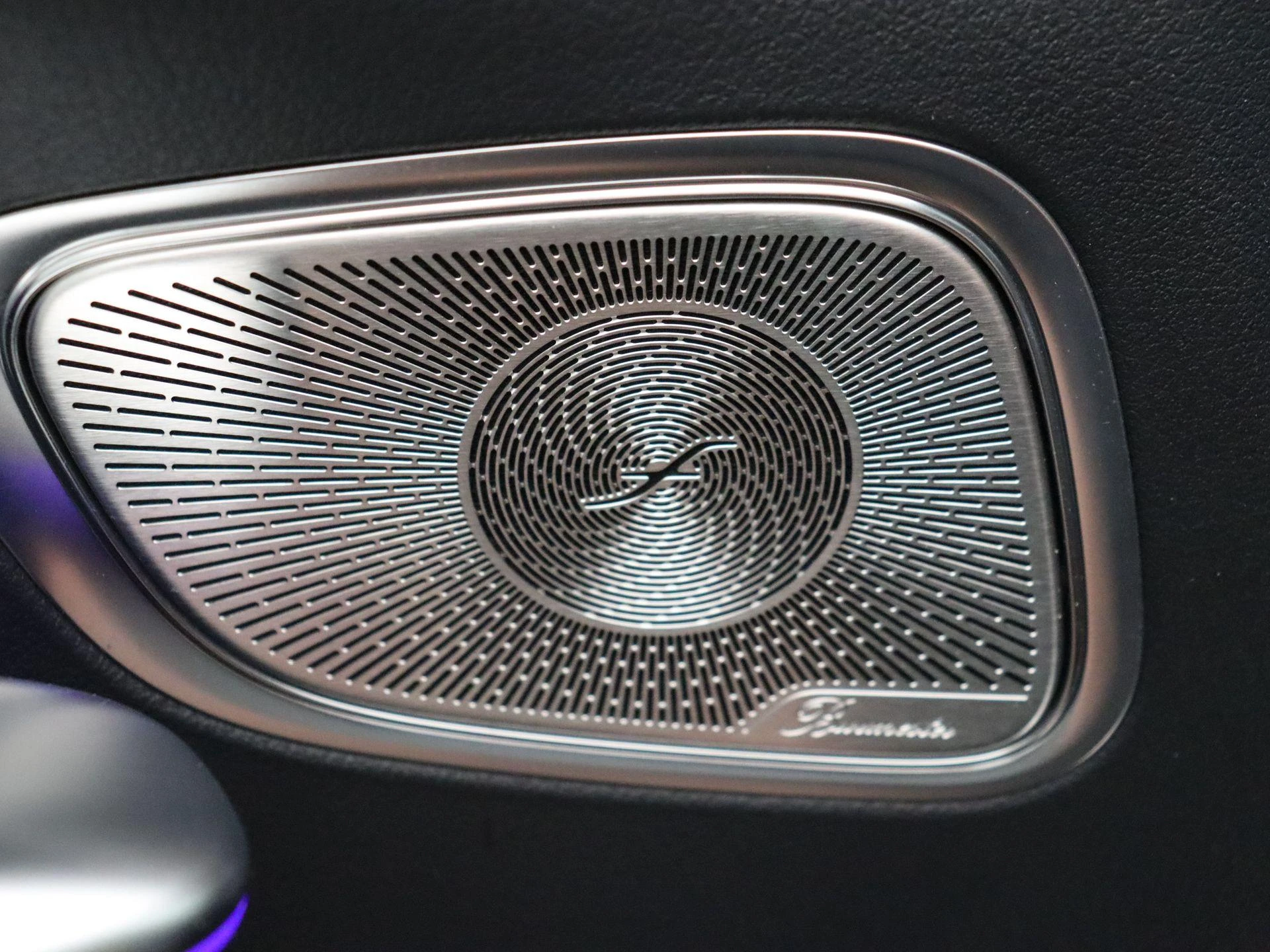 Mercedes-Benz-GLC-image-9