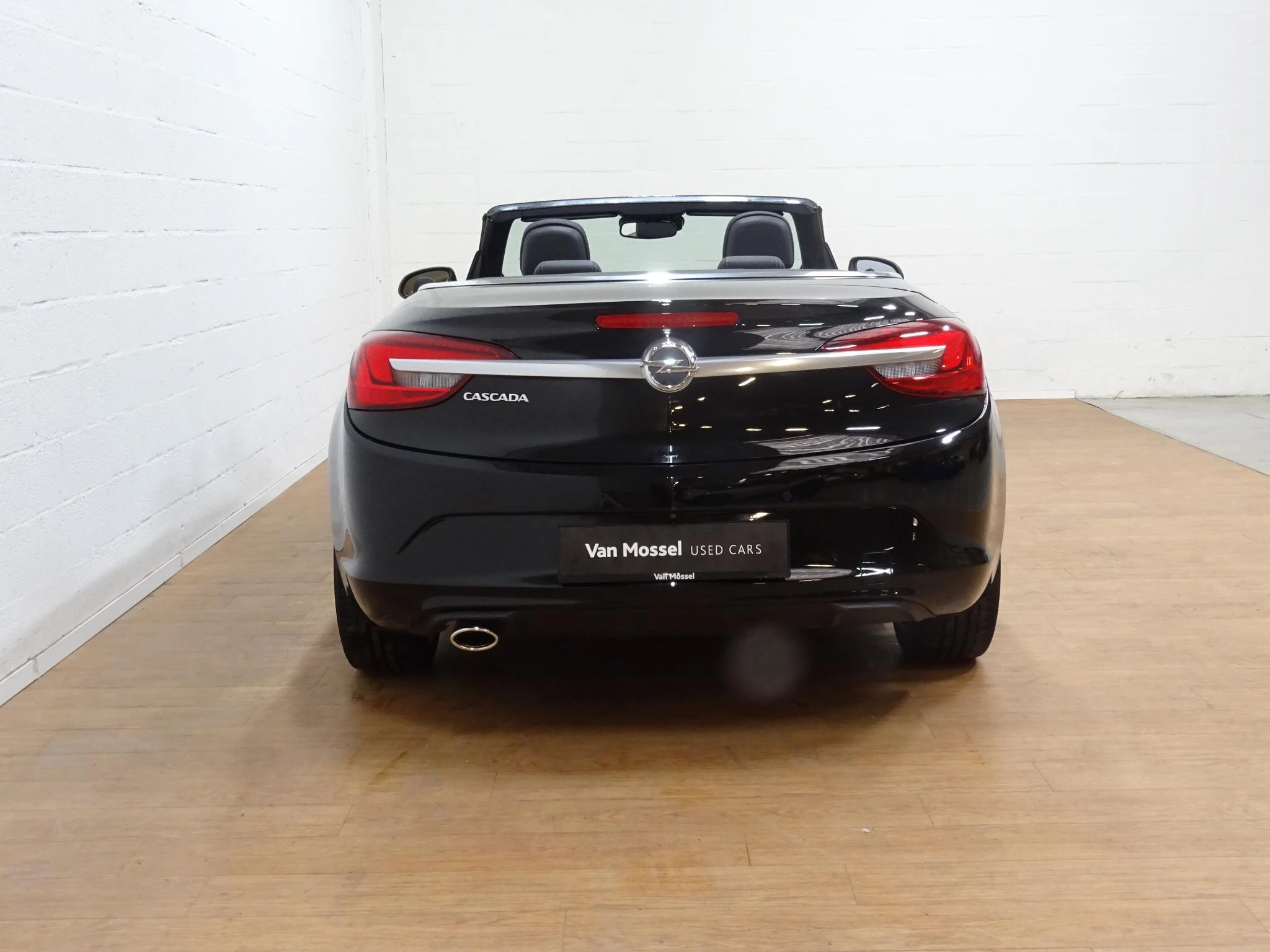 Opel-Cascada-image-3