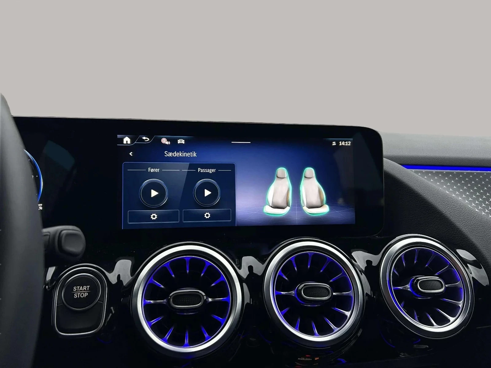 Mercedes-Benz-EQA-image-19