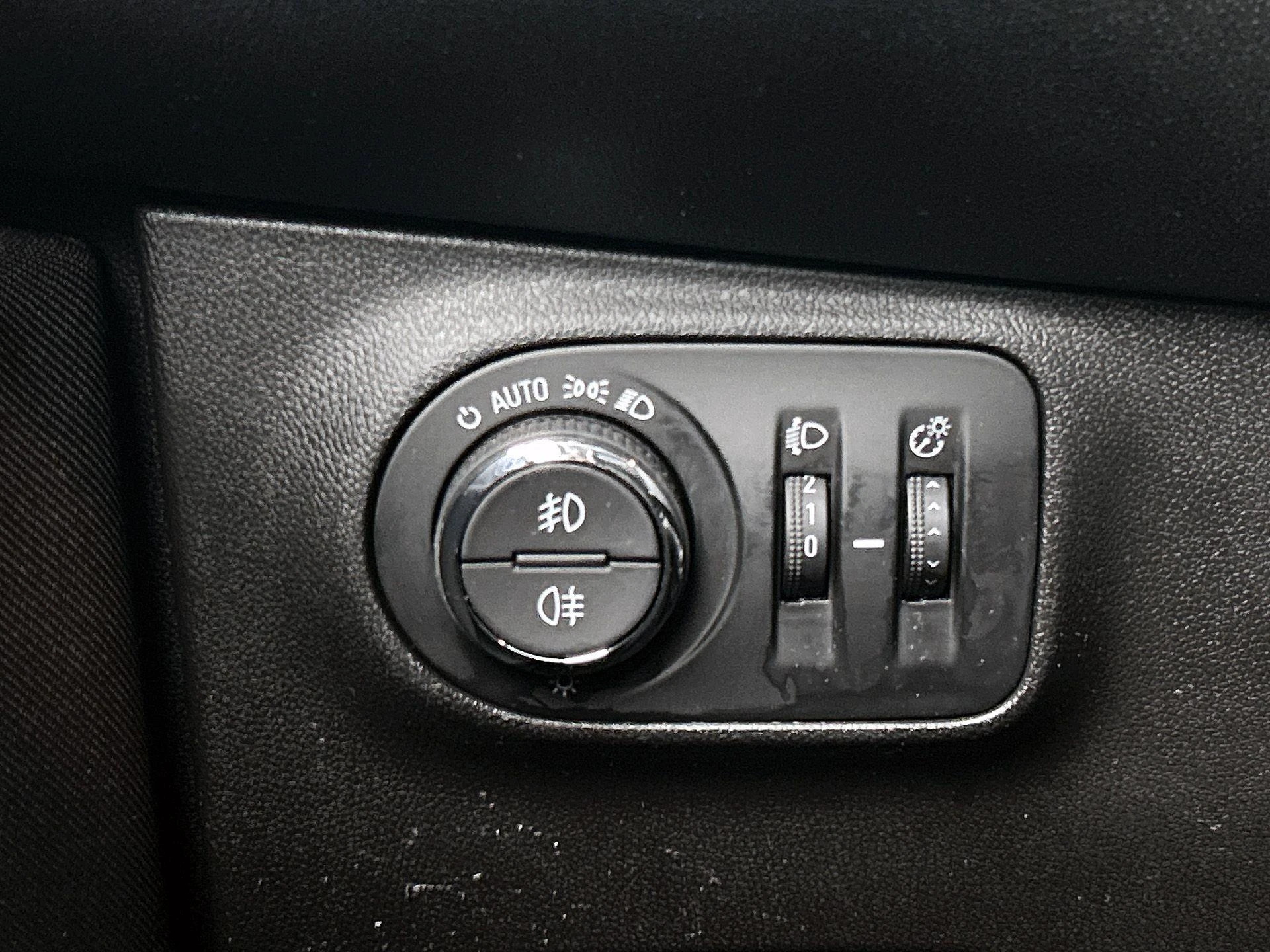 Opel-Corsa-image-21