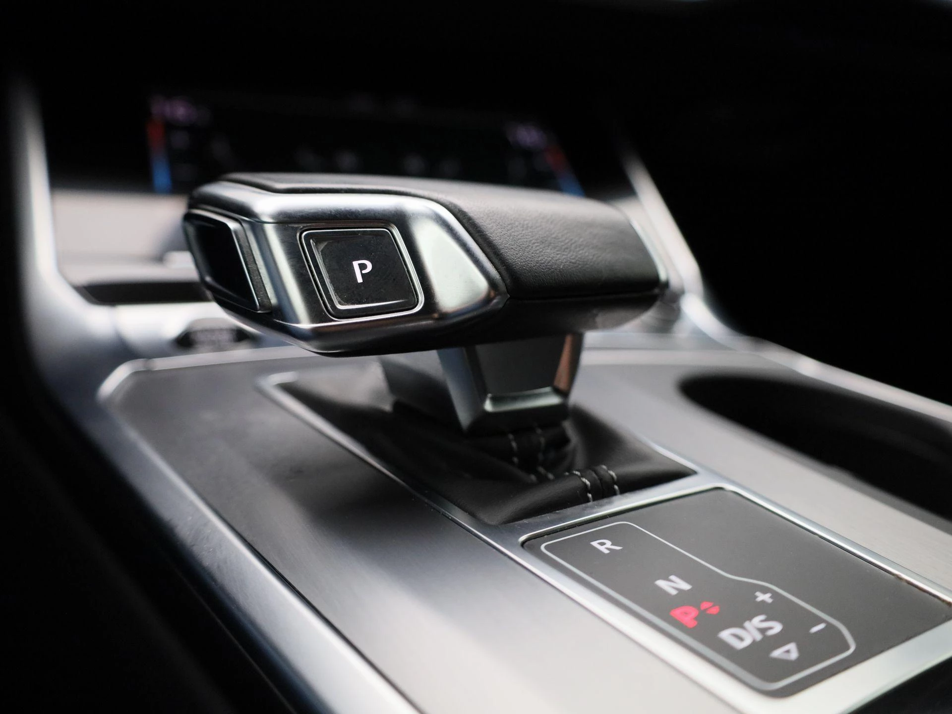 Audi-A6-image-35