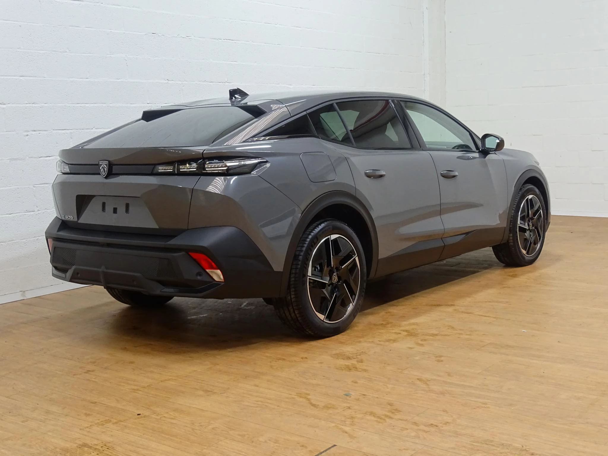 Peugeot 408 e-408 210 Allure