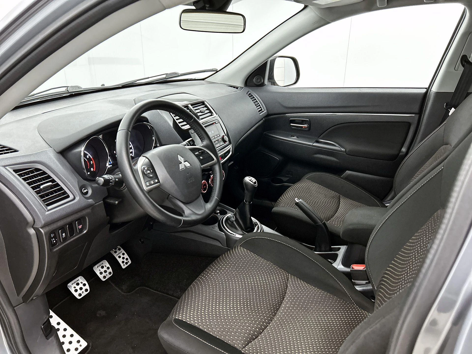 Mitsubishi-ASX-image-17