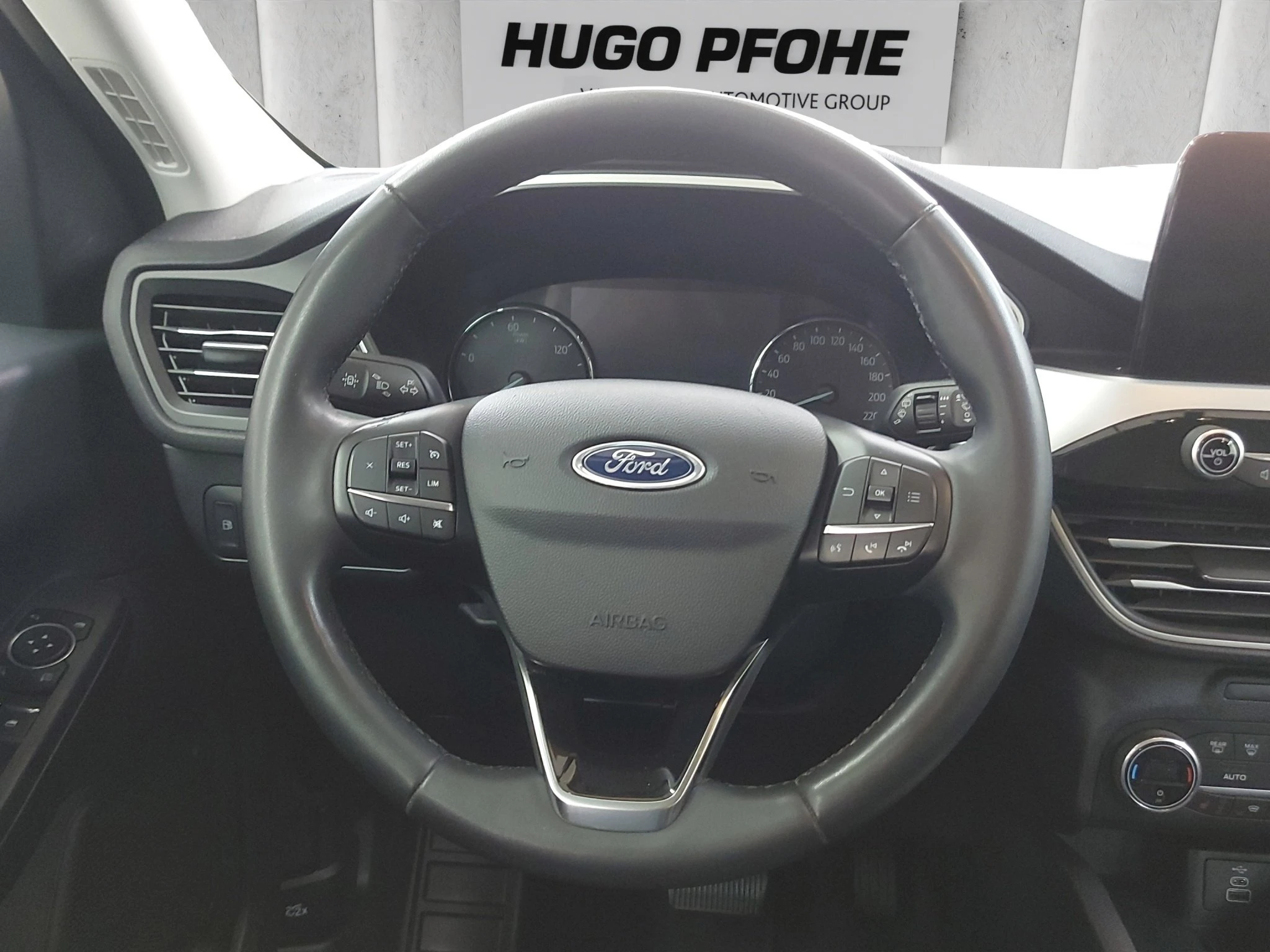 Ford-Kuga-image-12