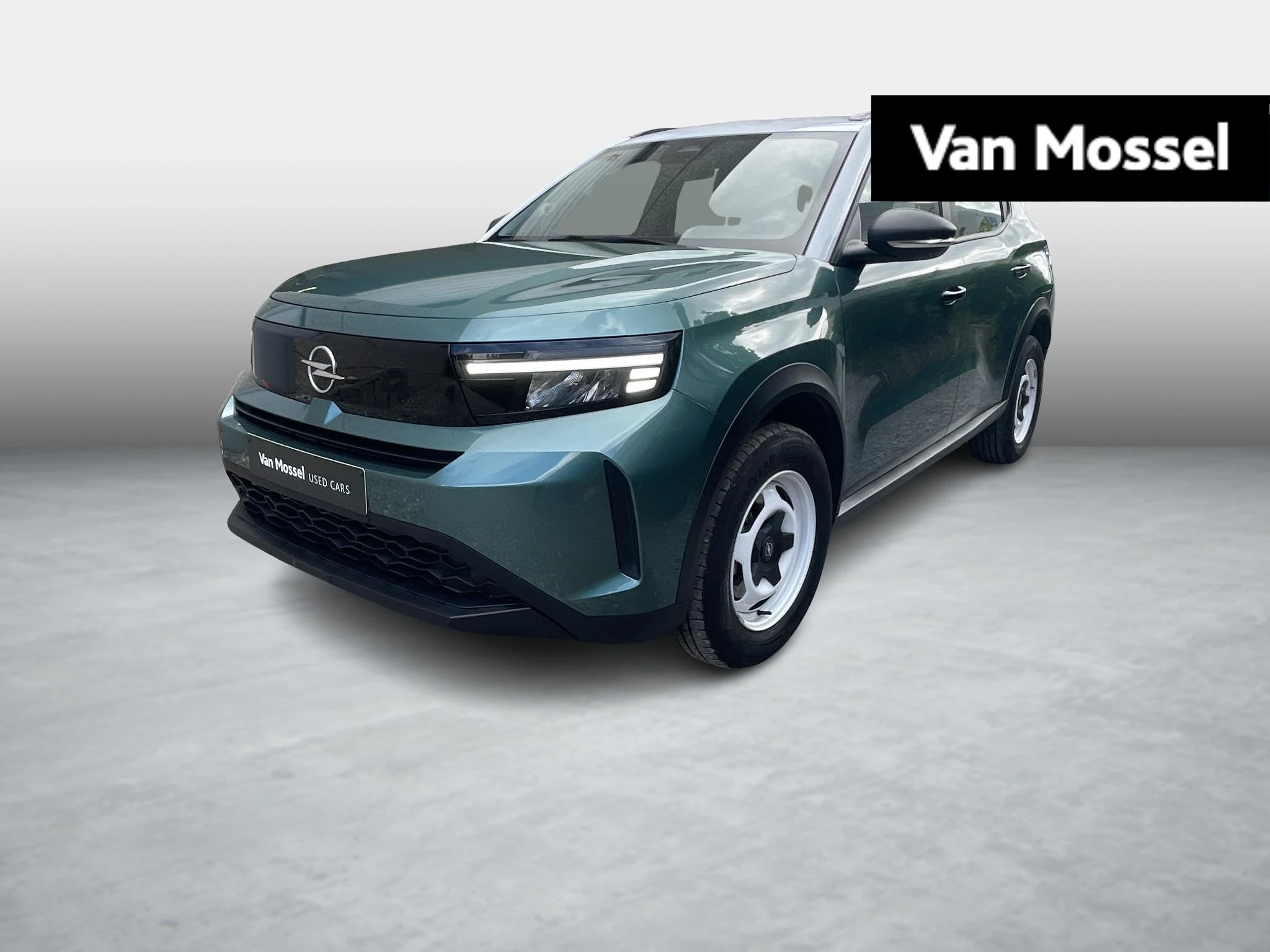 Opel-Frontera-image-0