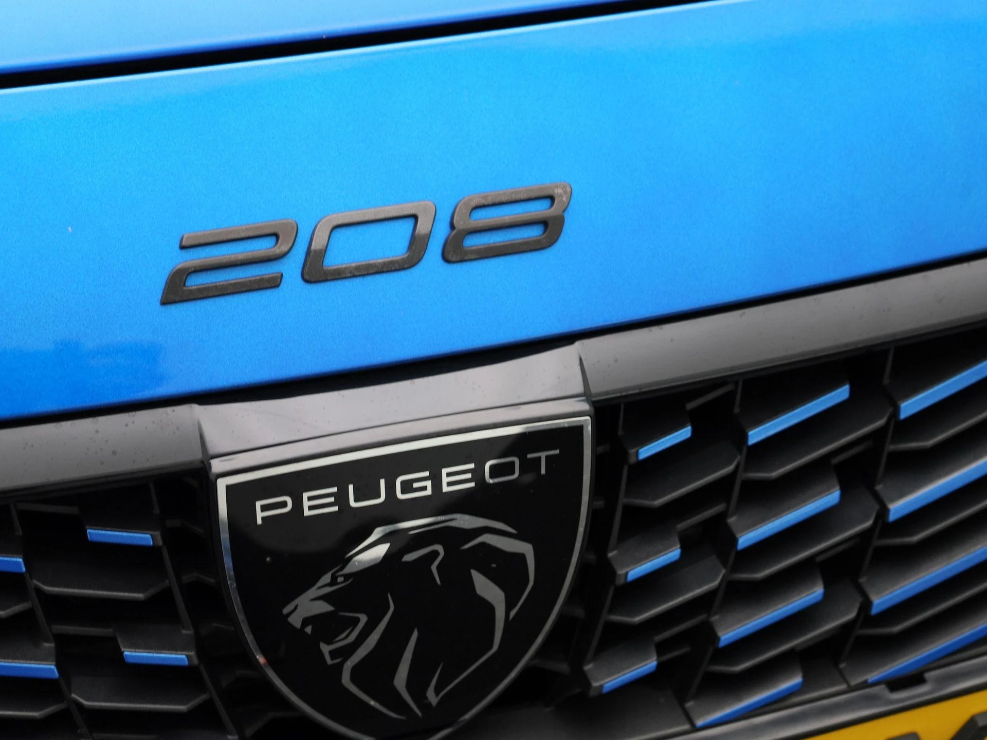 Peugeot 208 - 29